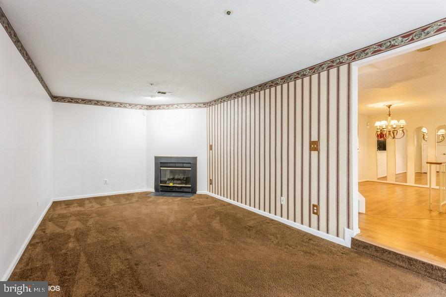 GLENSFORD - Residential