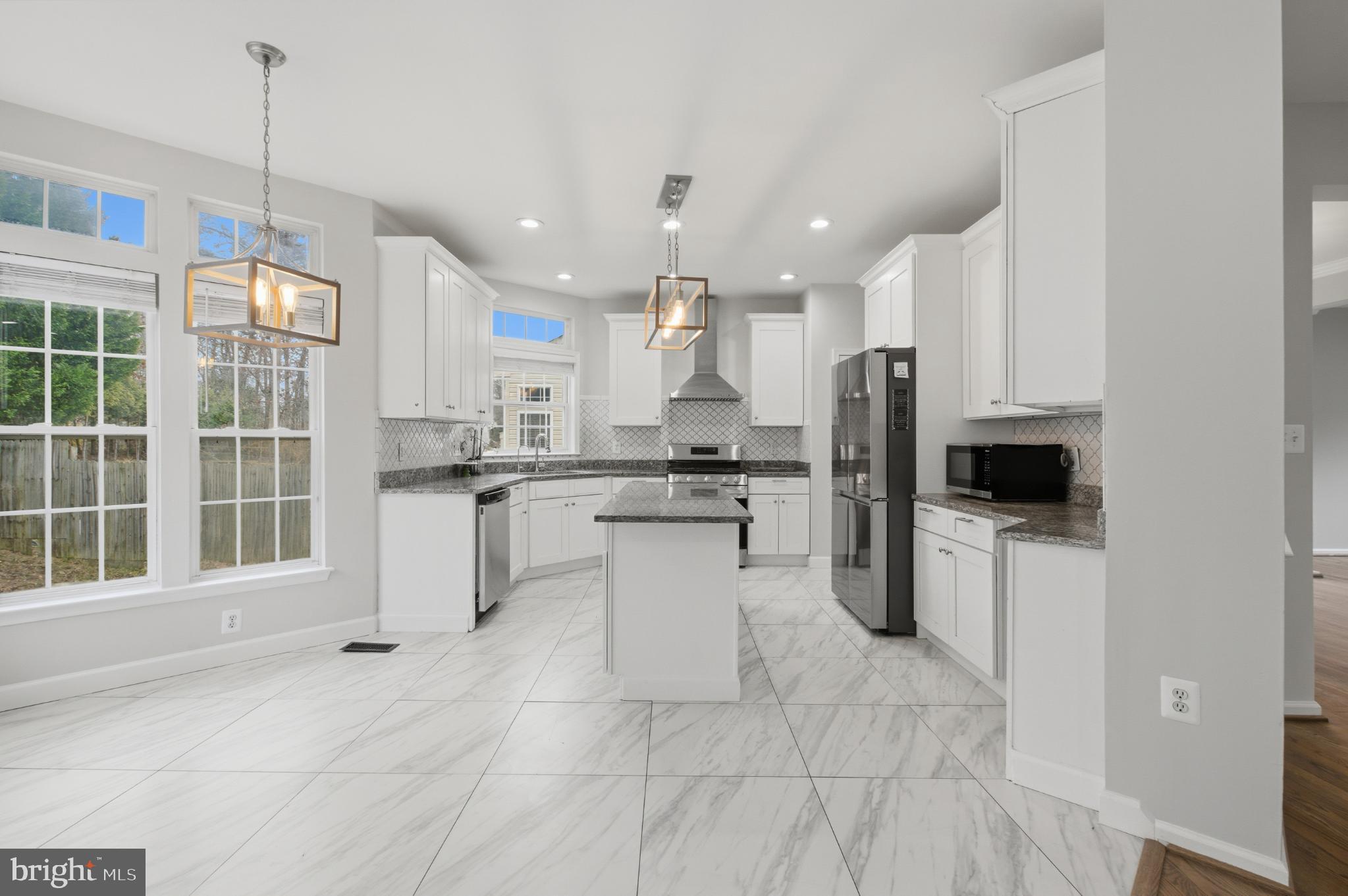 BROOKE FARM - Residential Lease