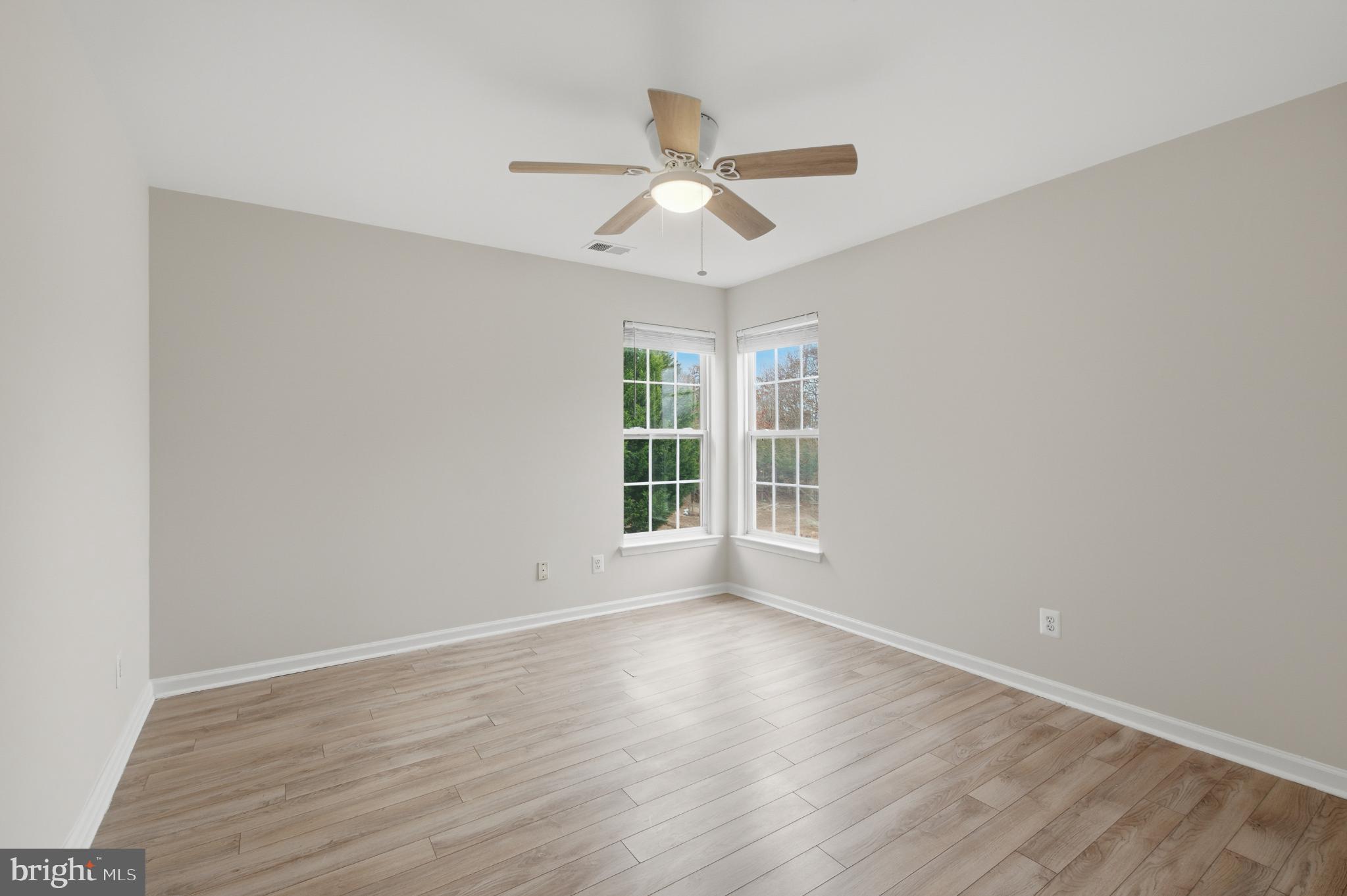 BROOKE FARM - Residential Lease