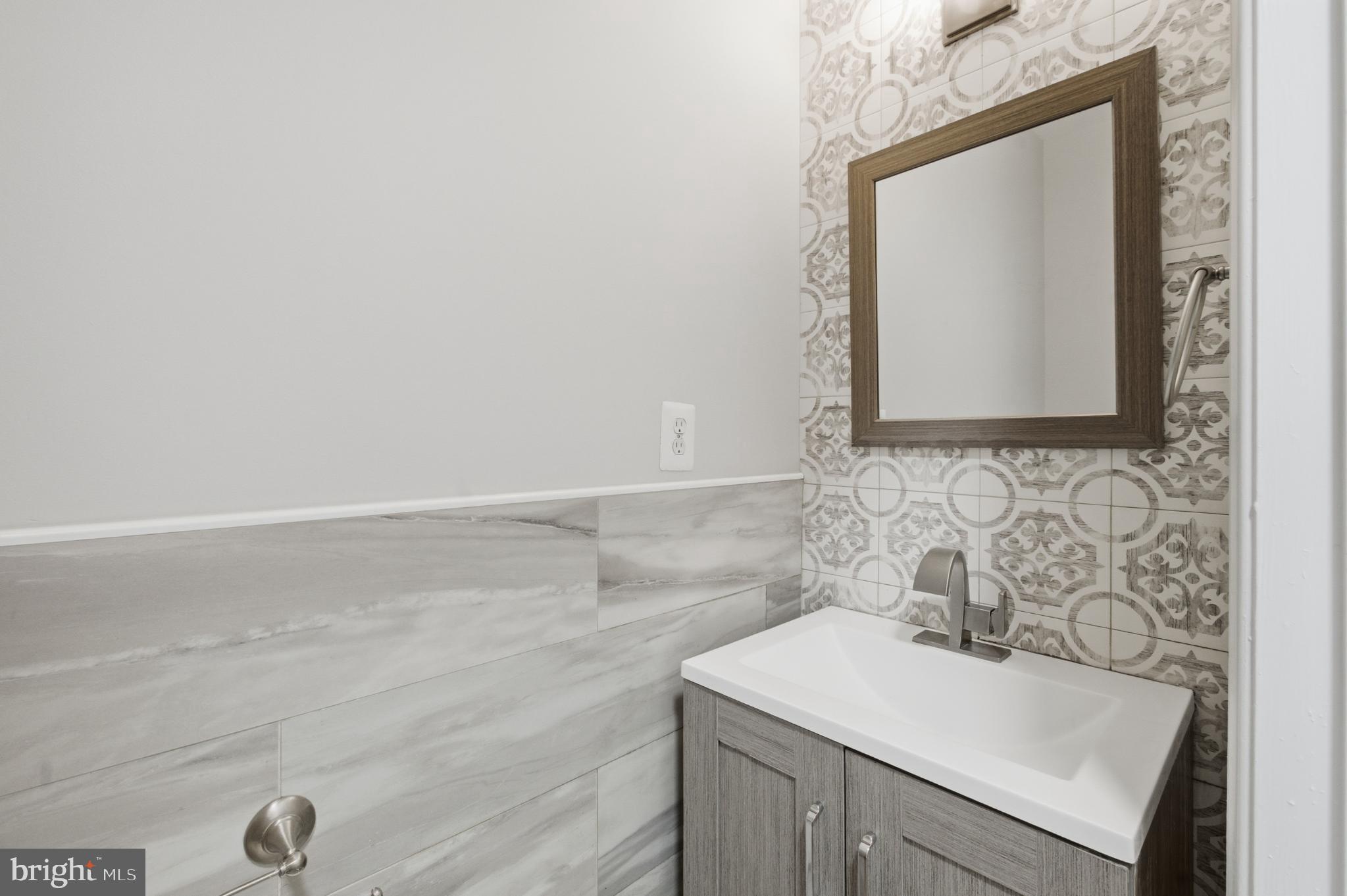 BROOKE FARM - Residential Lease