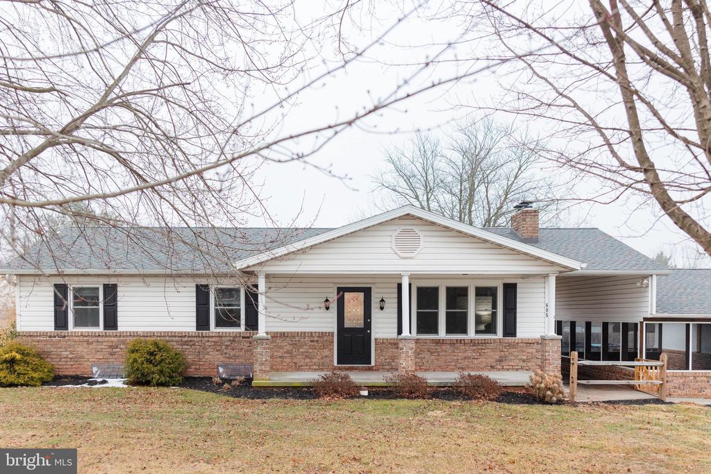 Photo of 695 Kohler School Road, NEW OXFORD, PA 17350 (MLS # PAAD2021992)