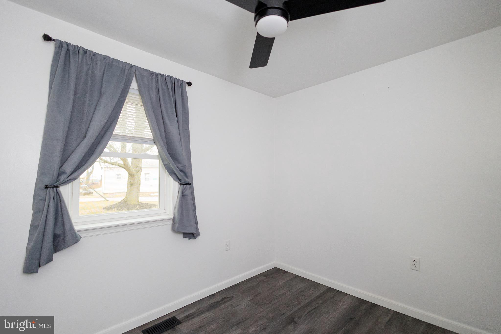 NEW OXFORD - Residential