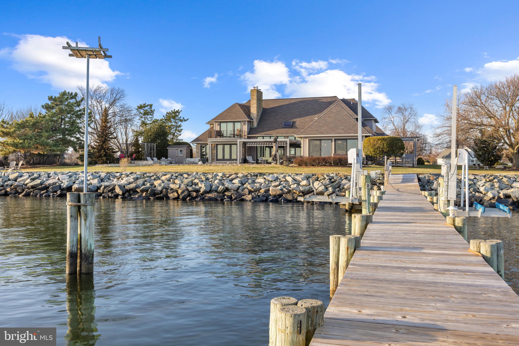 COVE CREEK CLUB - Residential