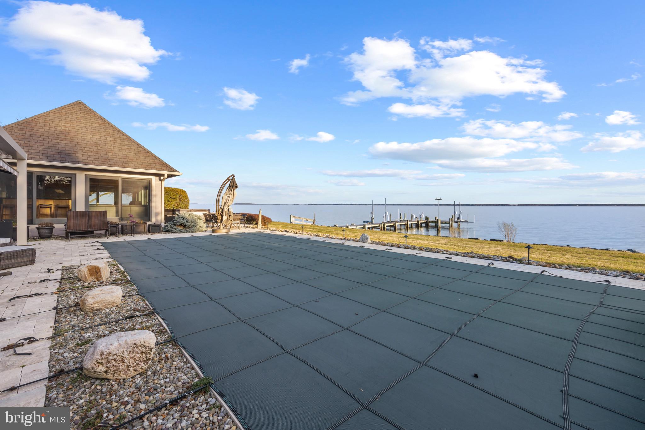 COVE CREEK CLUB - Residential