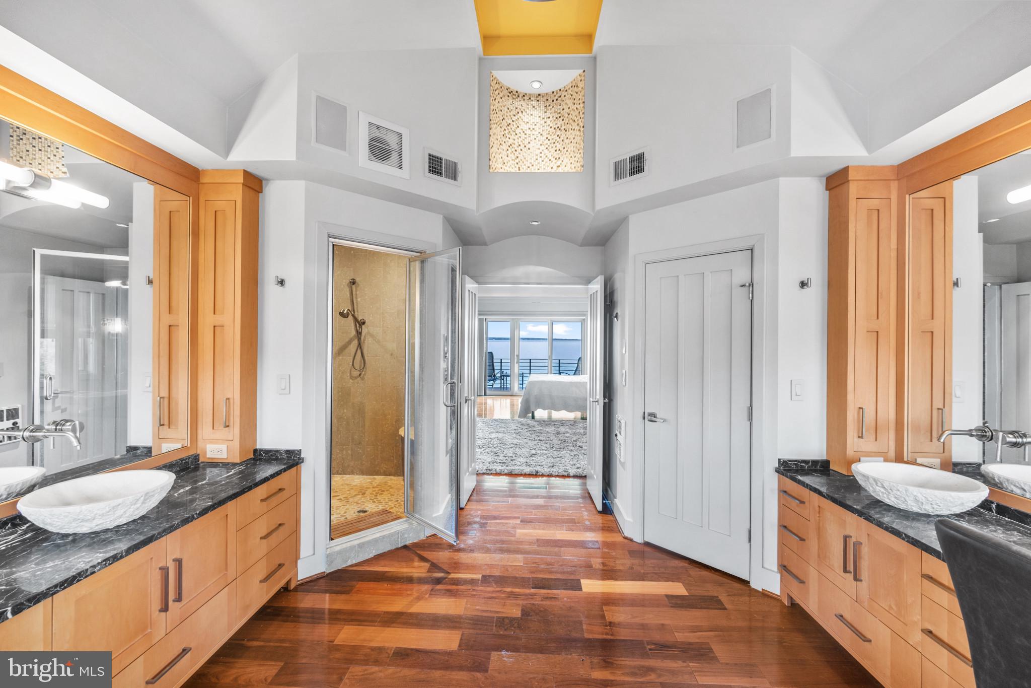 COVE CREEK CLUB - Residential