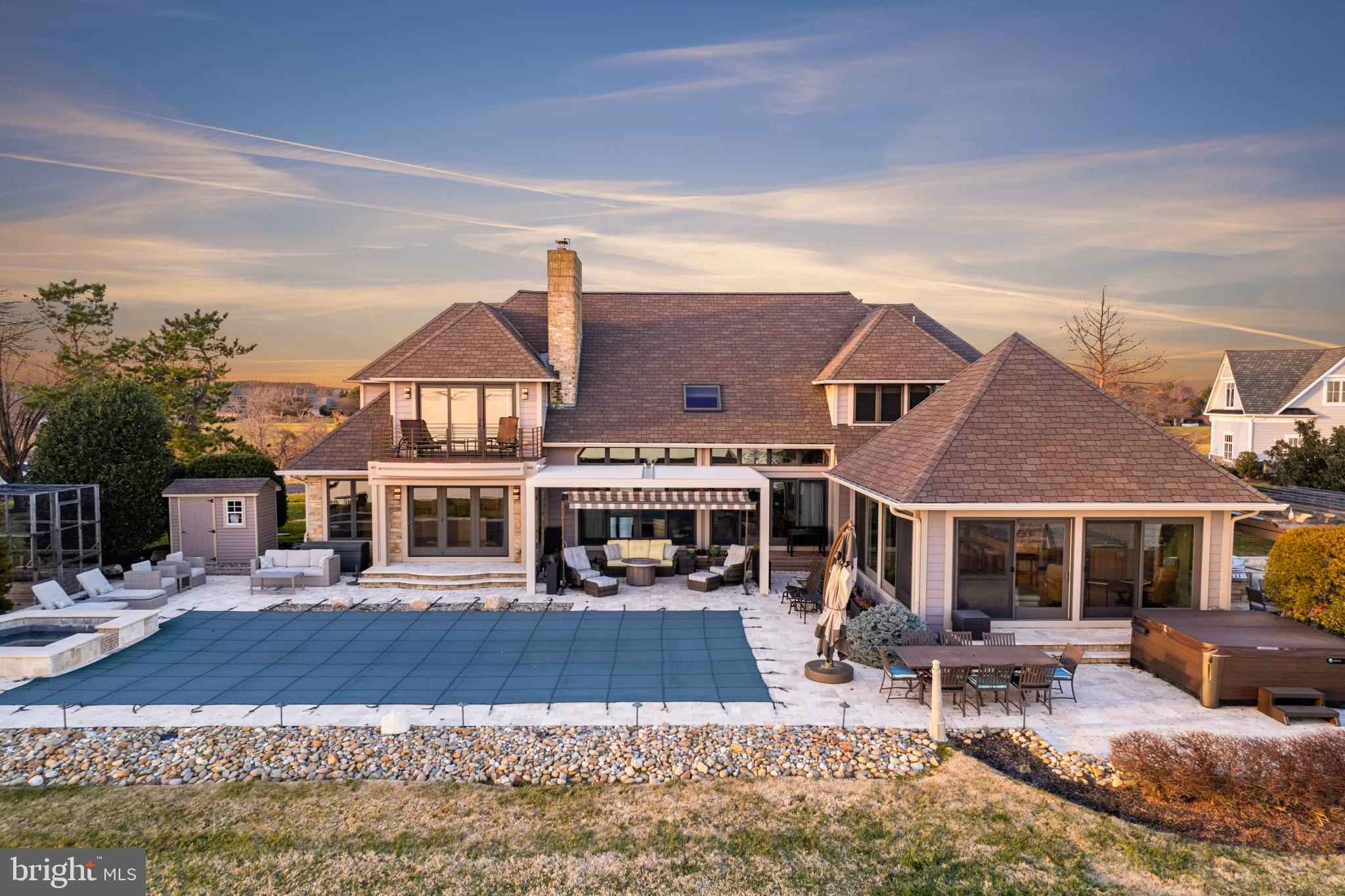 COVE CREEK CLUB - Residential