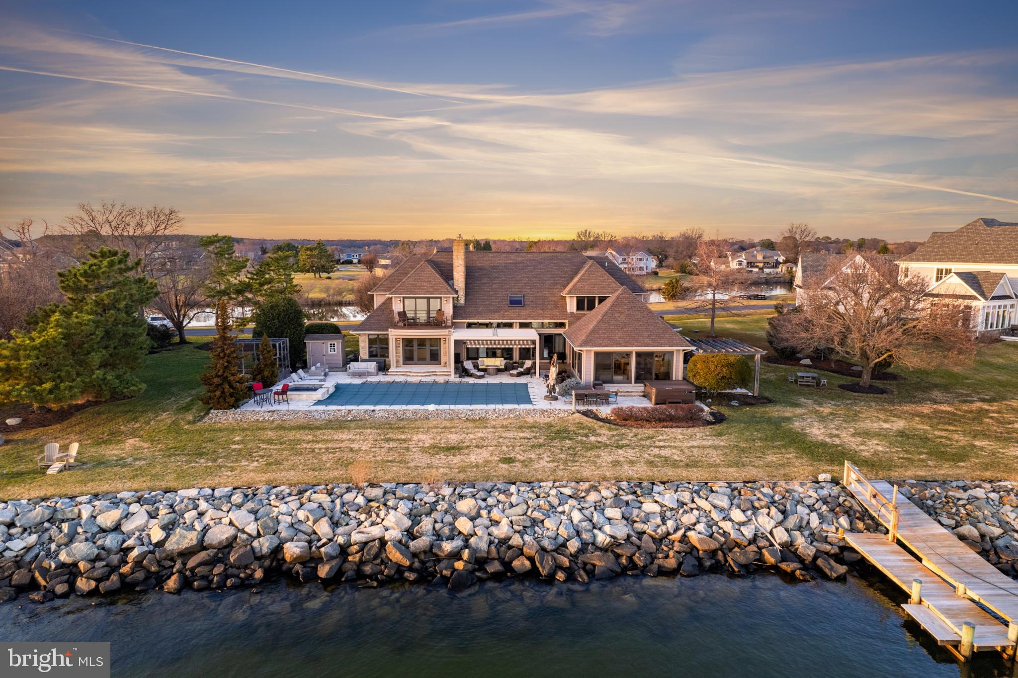 COVE CREEK CLUB - Residential