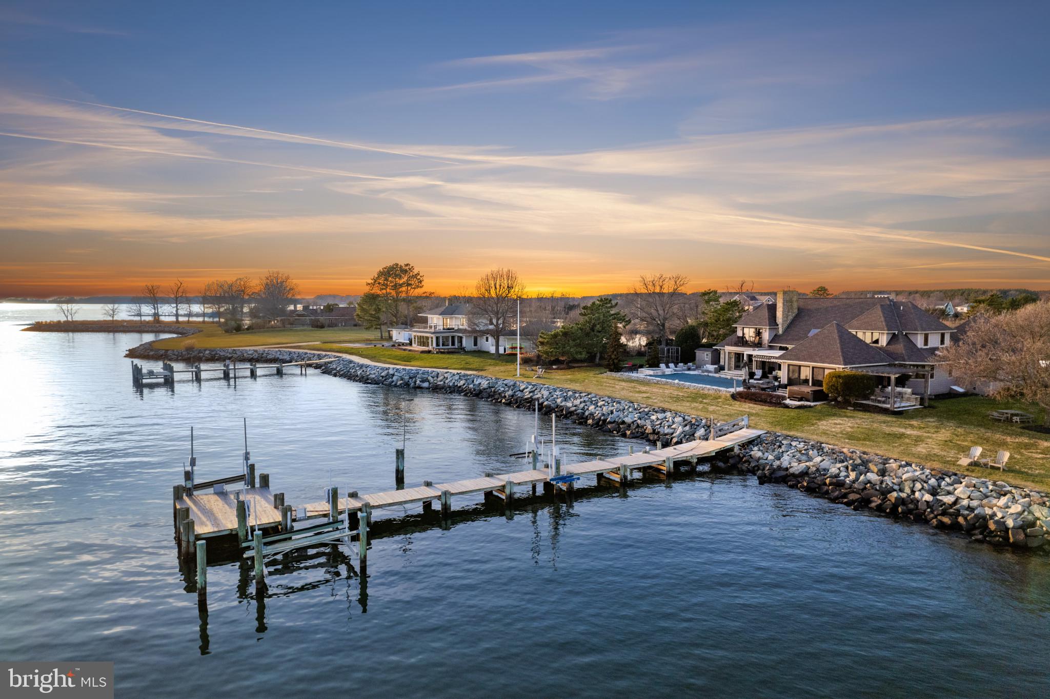 COVE CREEK CLUB - Residential