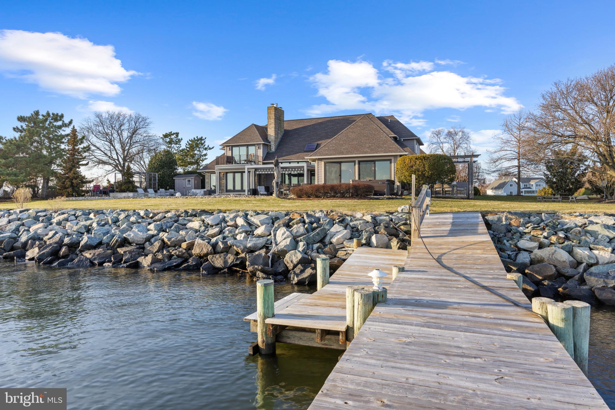 COVE CREEK CLUB - Residential