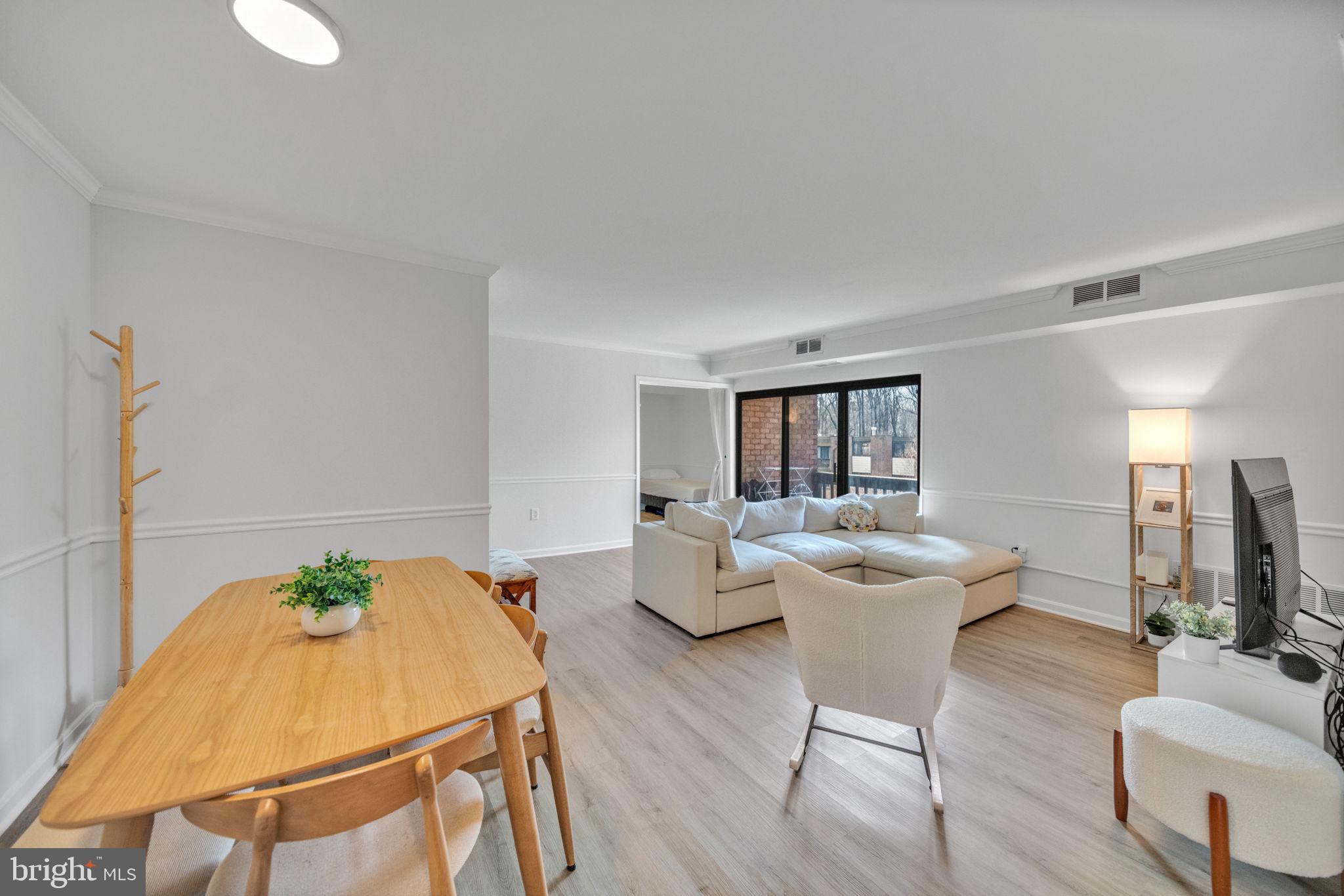 FAIRFAX WEST - Residential