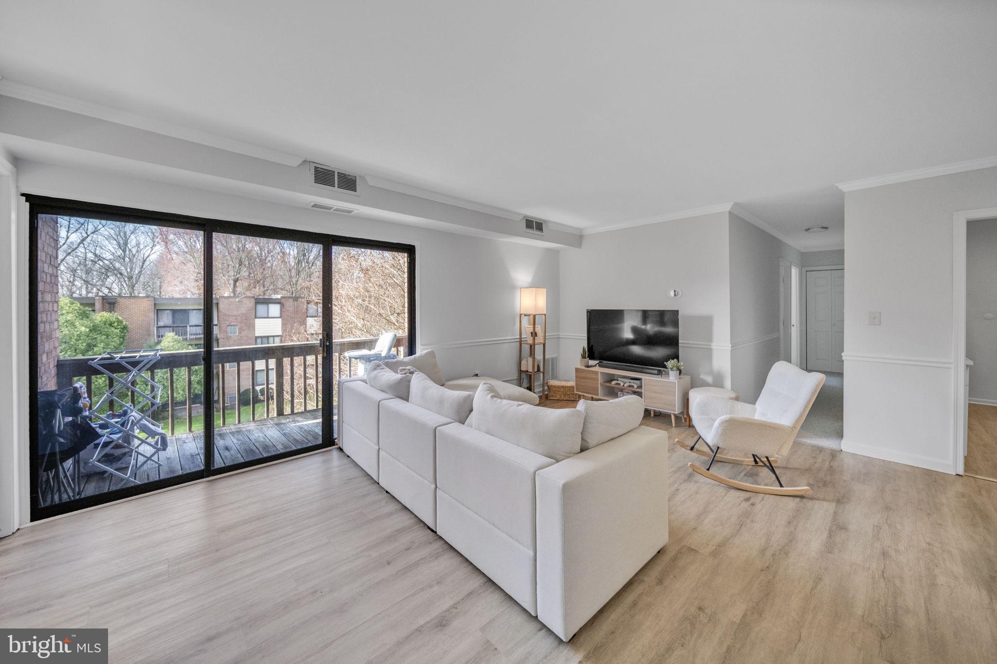 10725 W WEST DRIVE 303