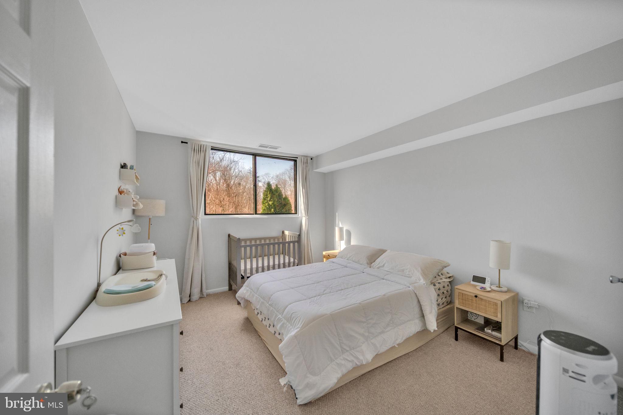 FAIRFAX WEST - Residential