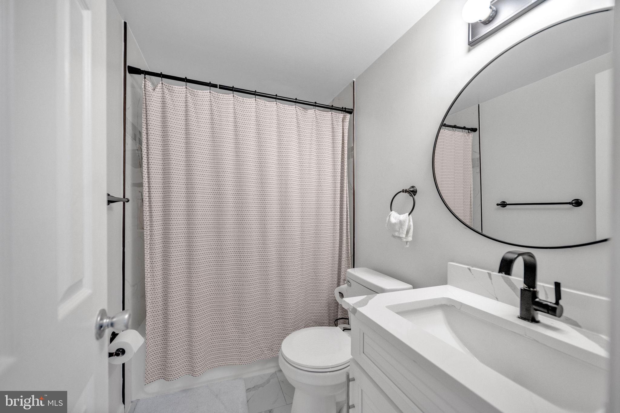 FAIRFAX WEST - Residential