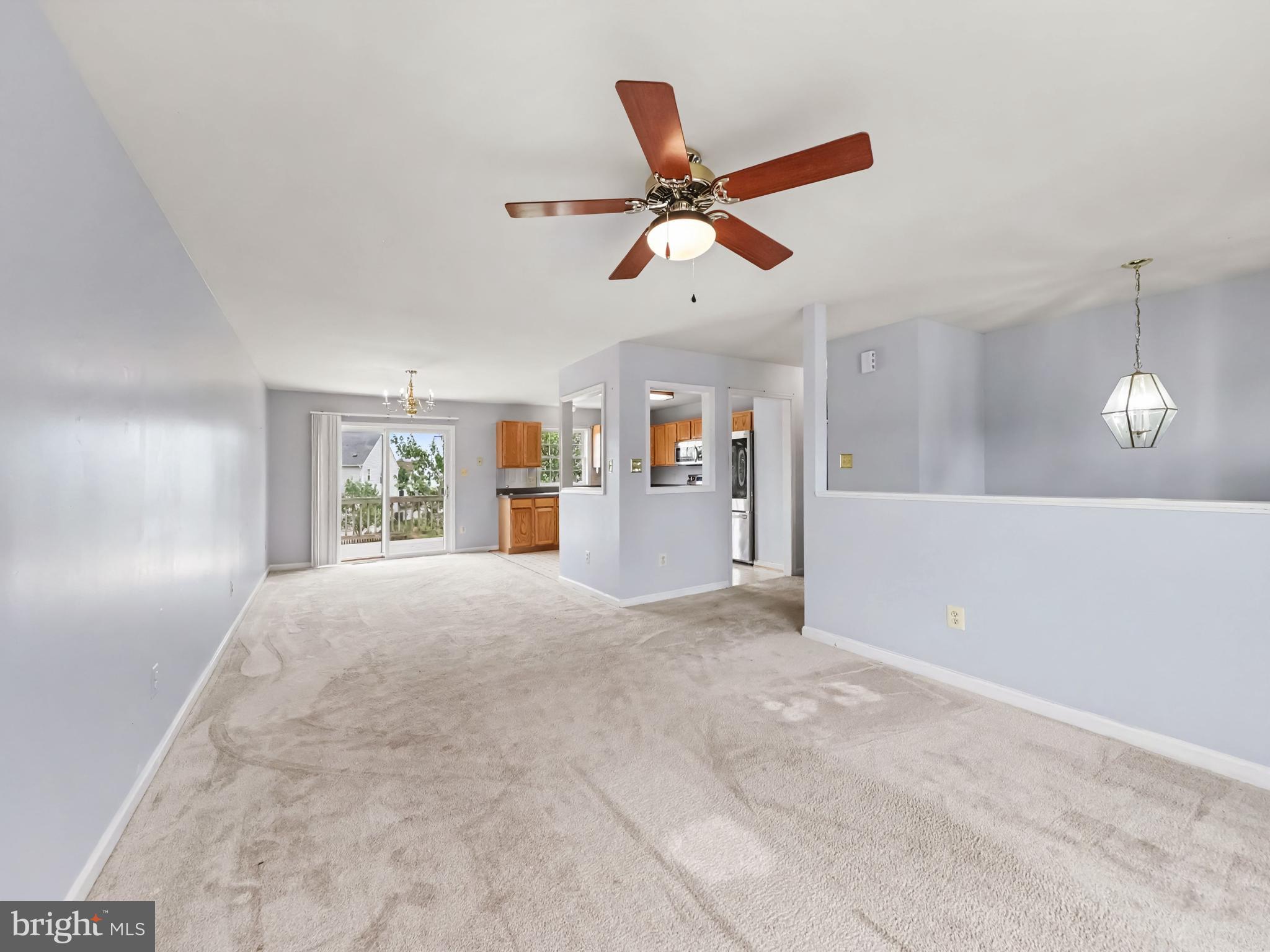 768 AMANDA COURT