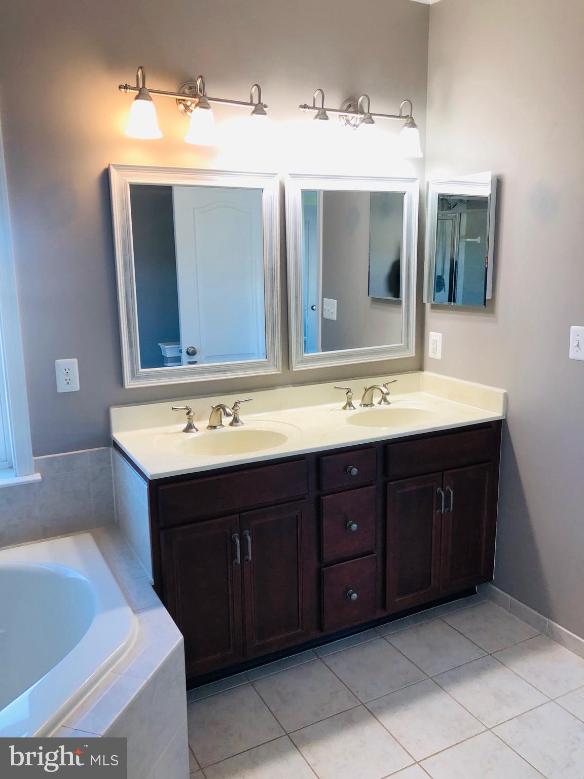 MARTINSBURG STATION - Residential