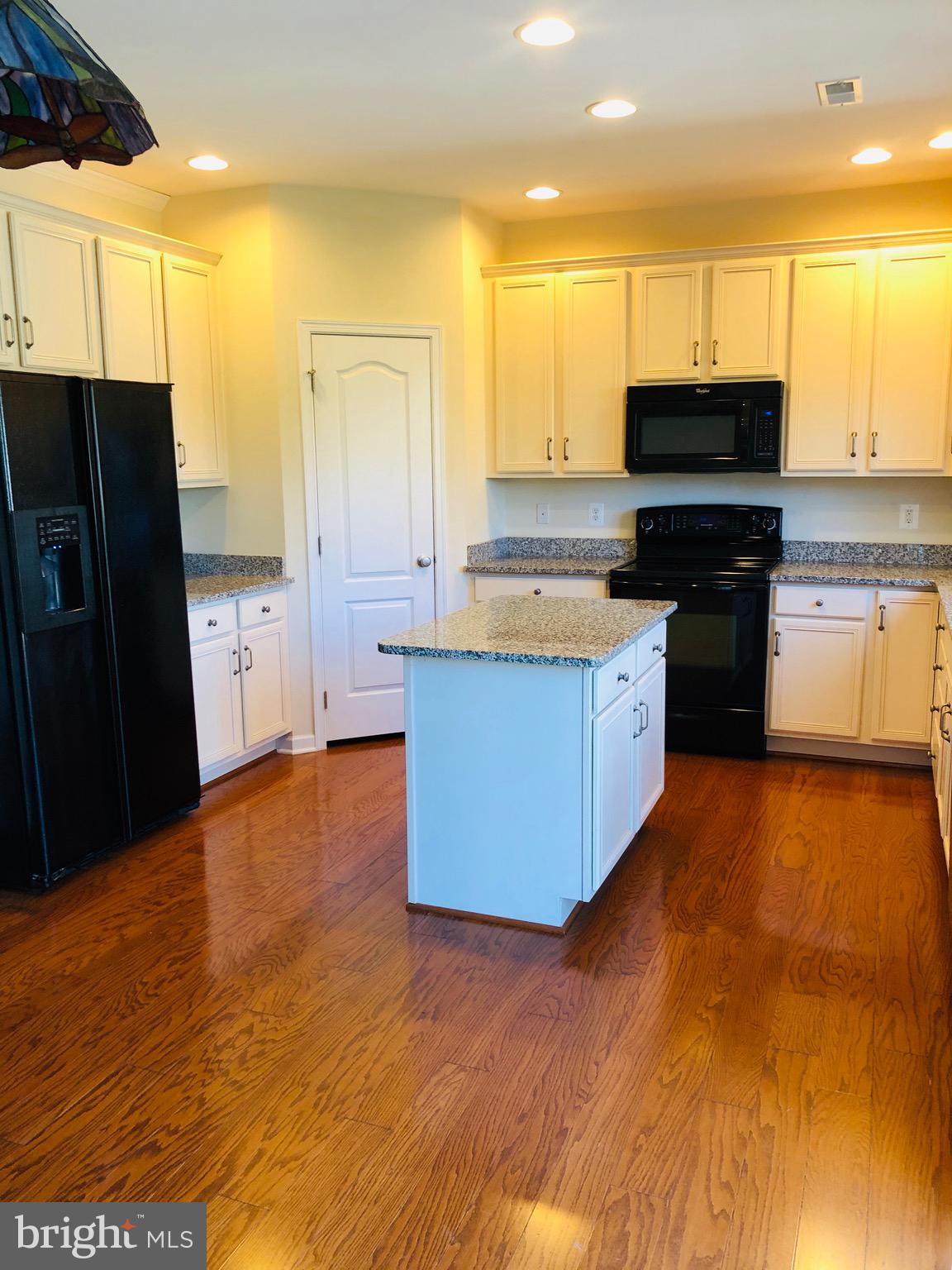 MARTINSBURG STATION - Residential