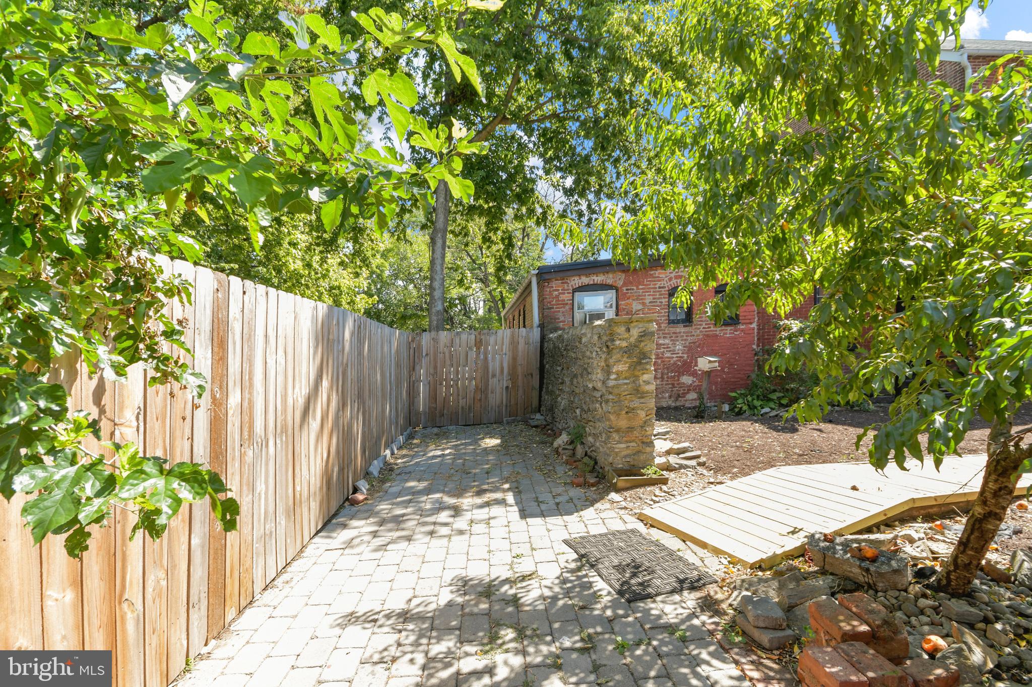 FREDERICK HISTORIC DISTRICT - Residential