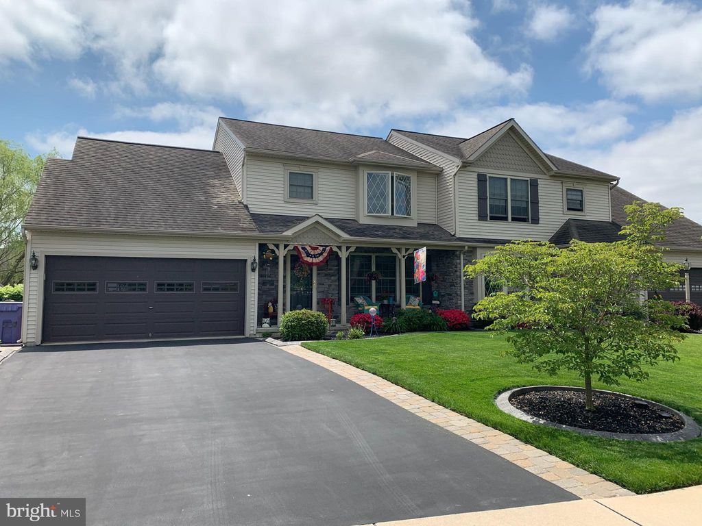 Photo of 4439 GREEN PARK, MOUNT JOY, PA 17552 (MLS # PALA2030492)