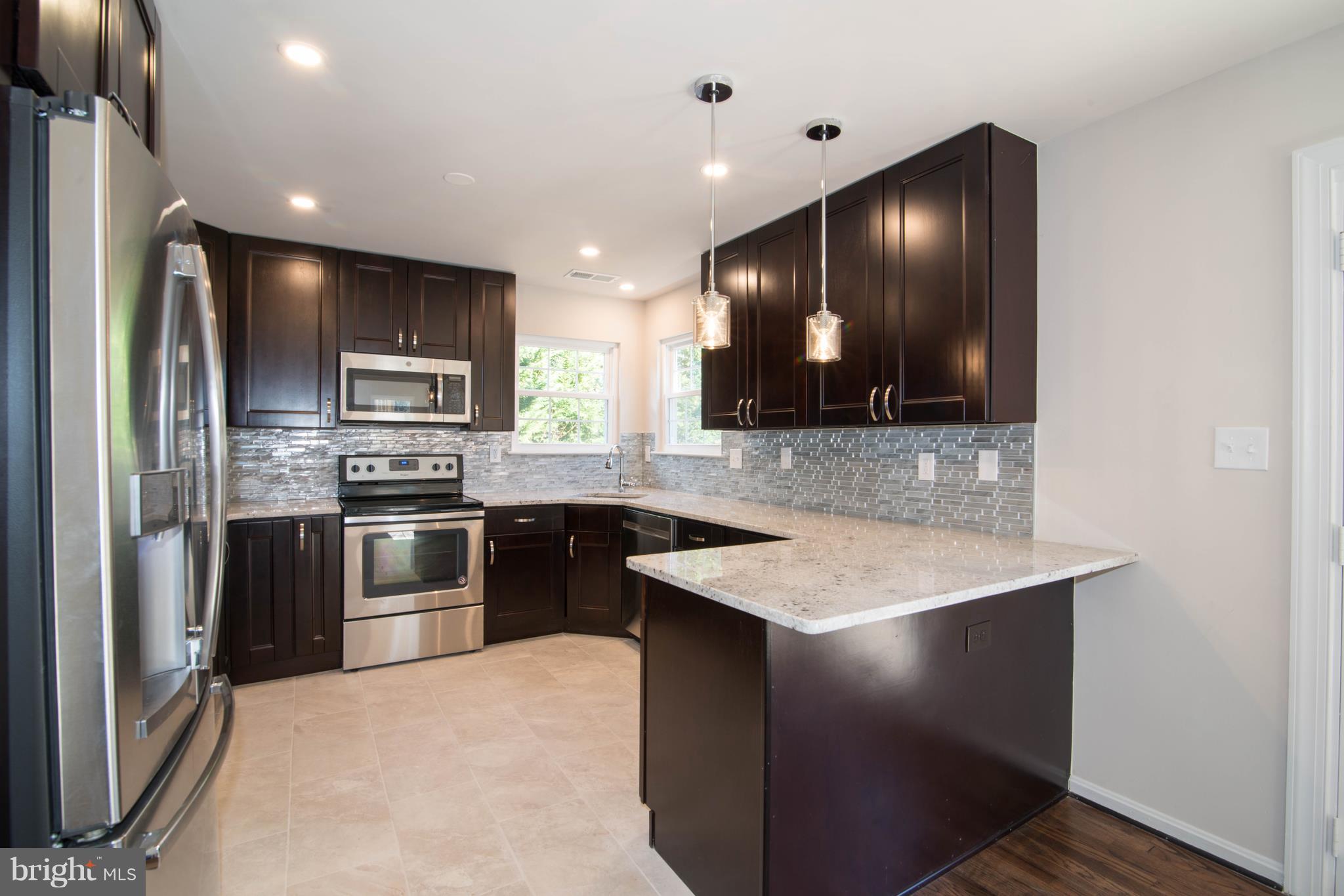 HAMPSHIRE - Residential