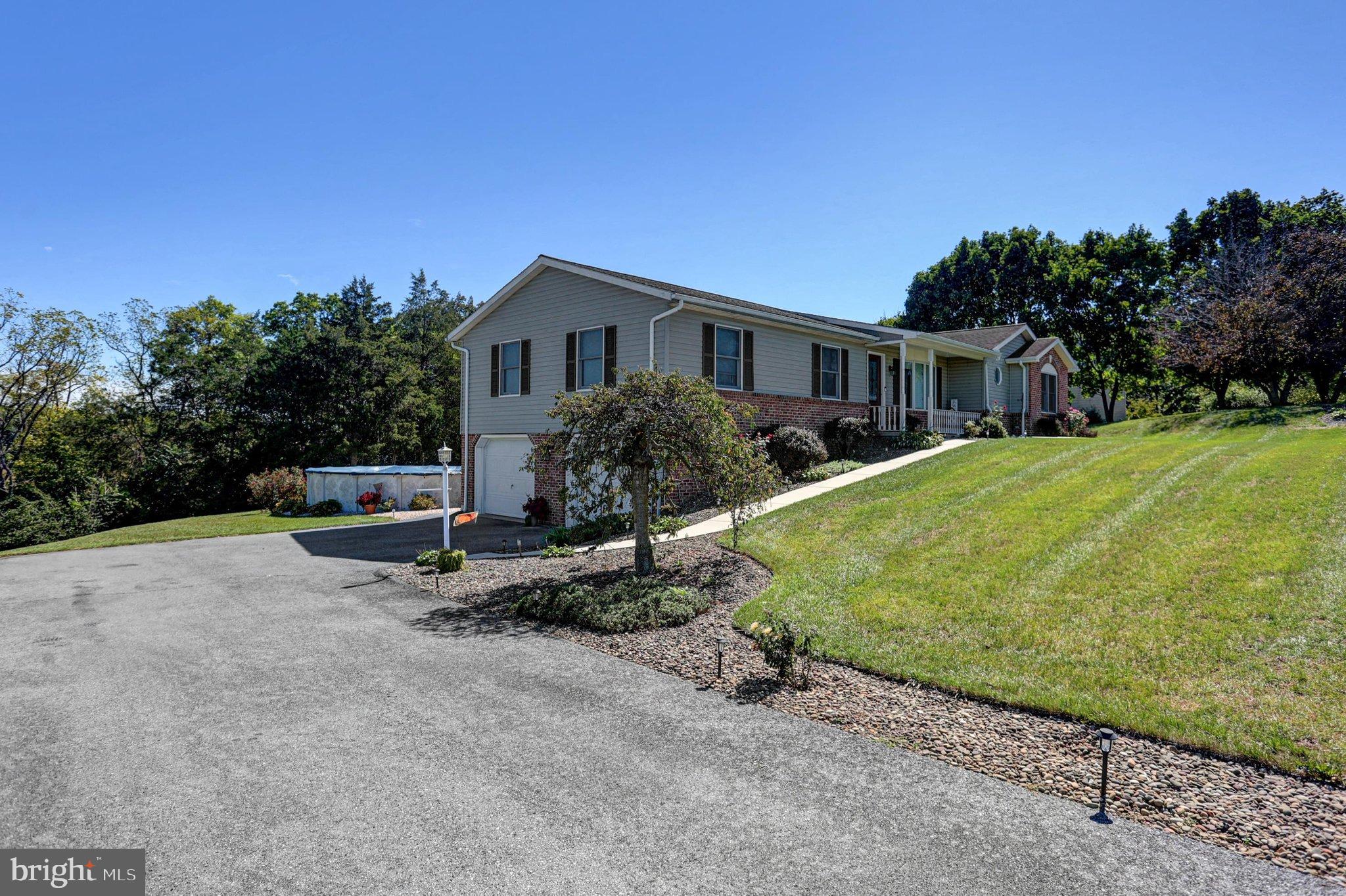 3715 HAZEL DRIVE