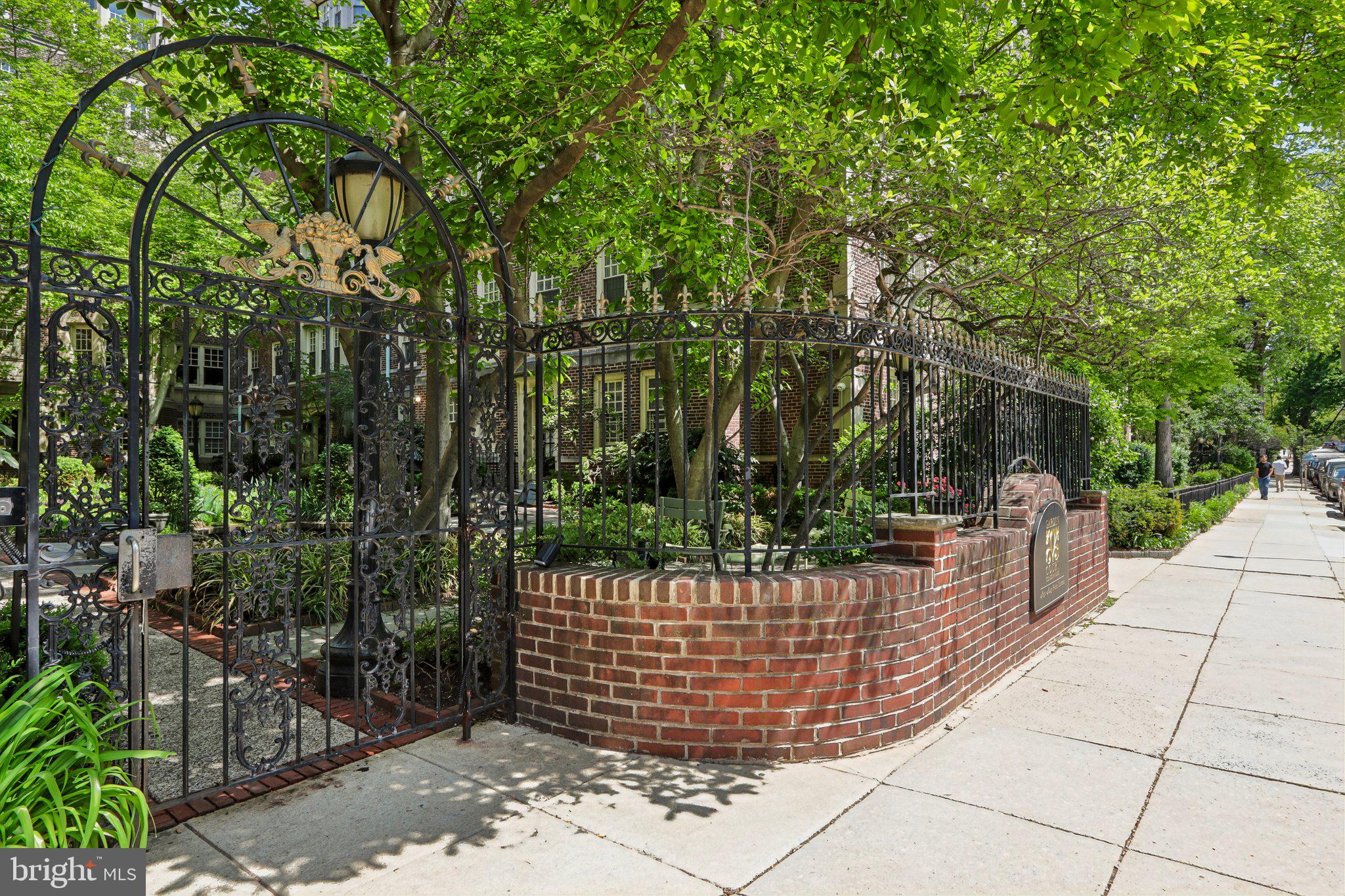 4643 PINE STREET C210