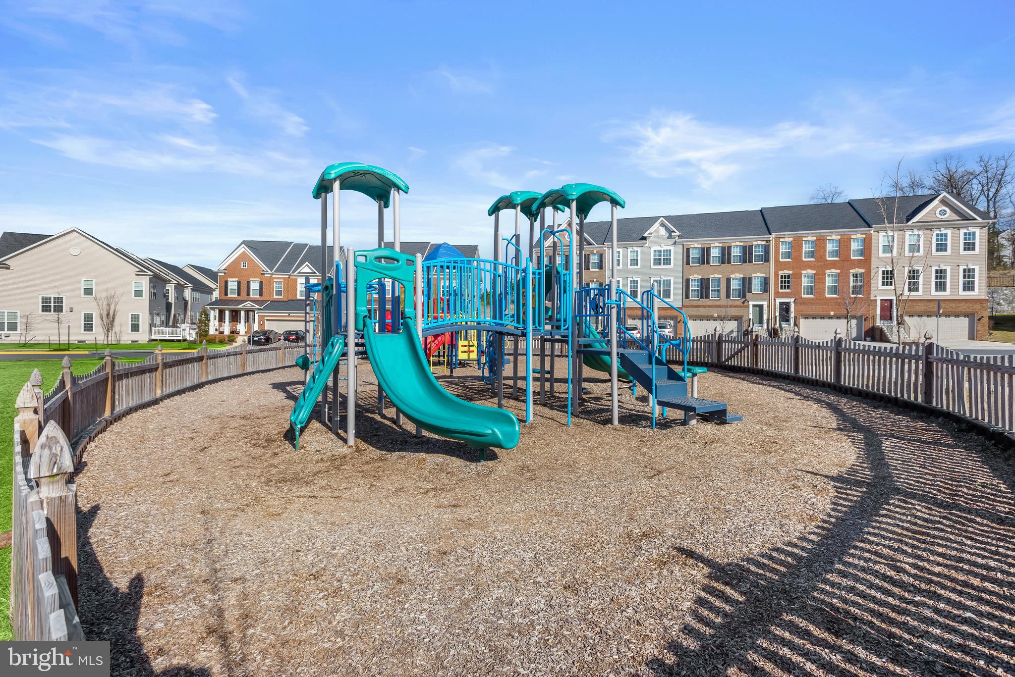 BRICK YARD STATION - Residential