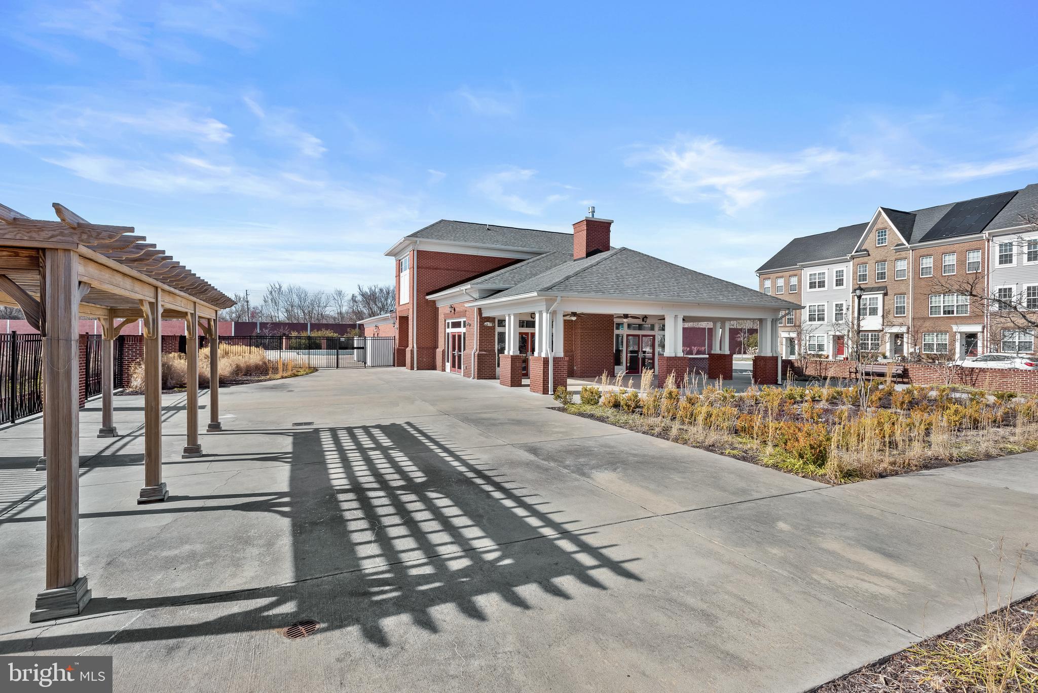 BRICK YARD STATION - Residential