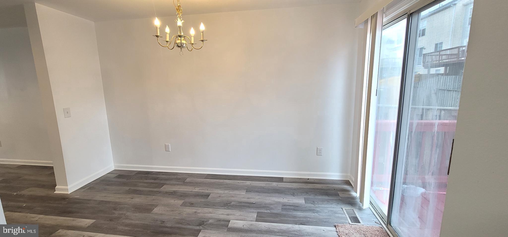 MAPLE WOODS - Residential Lease