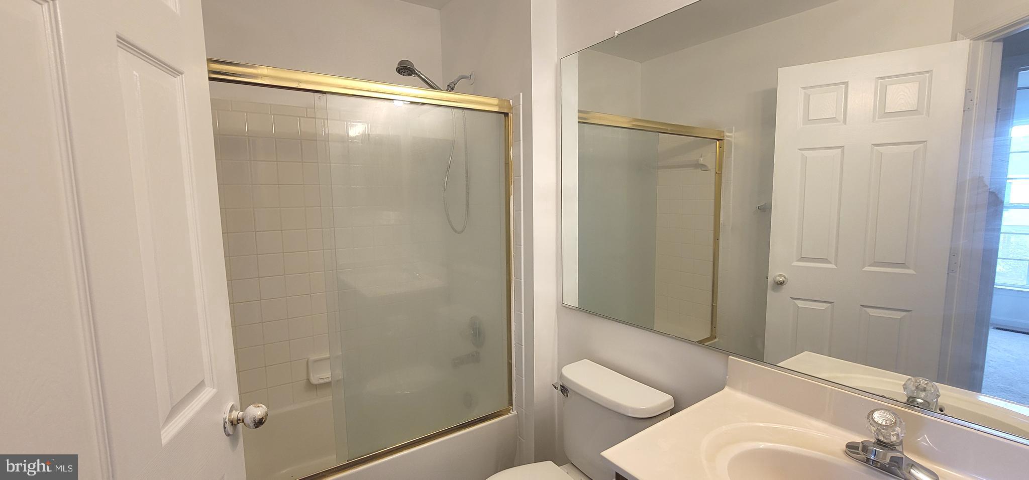 MAPLE WOODS - Residential Lease