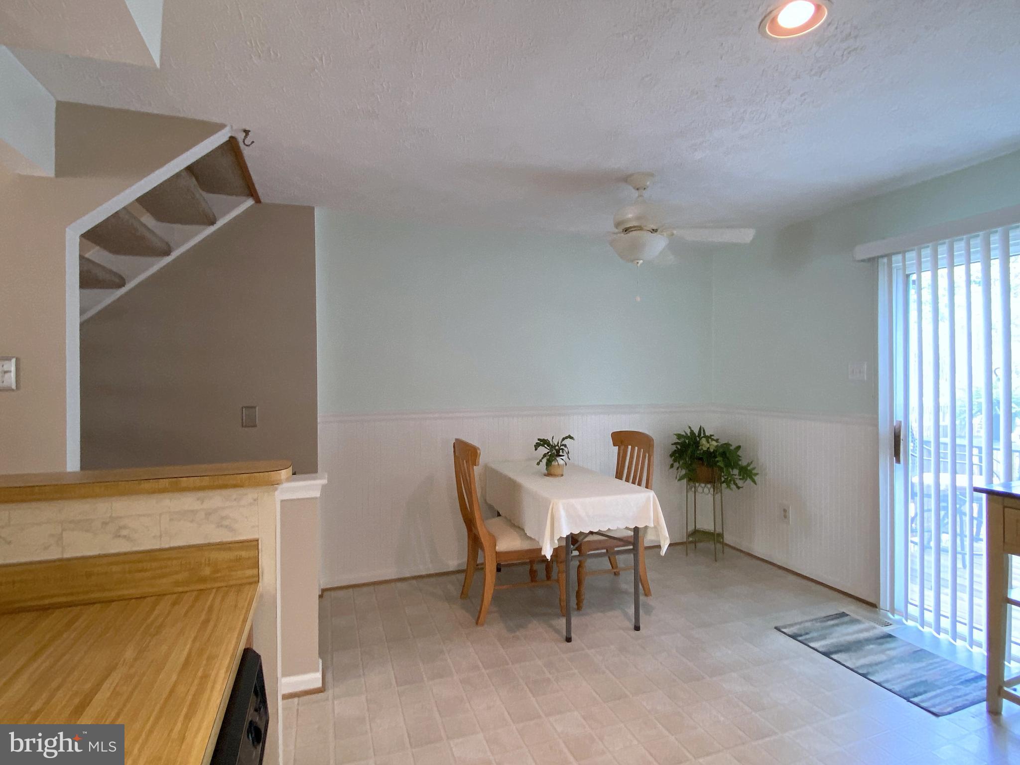 LAUREL WOODS - Residential