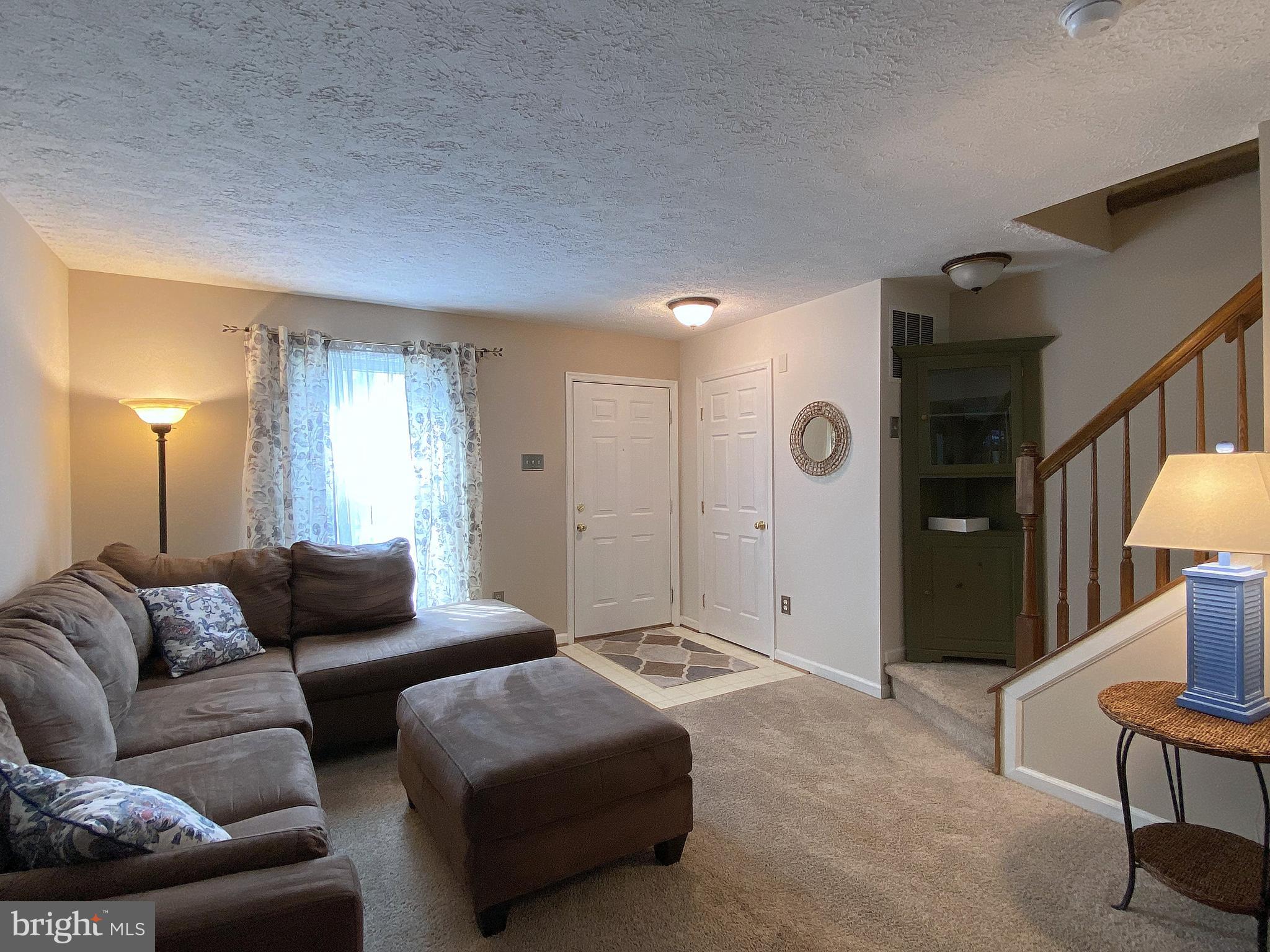 LAUREL WOODS - Residential