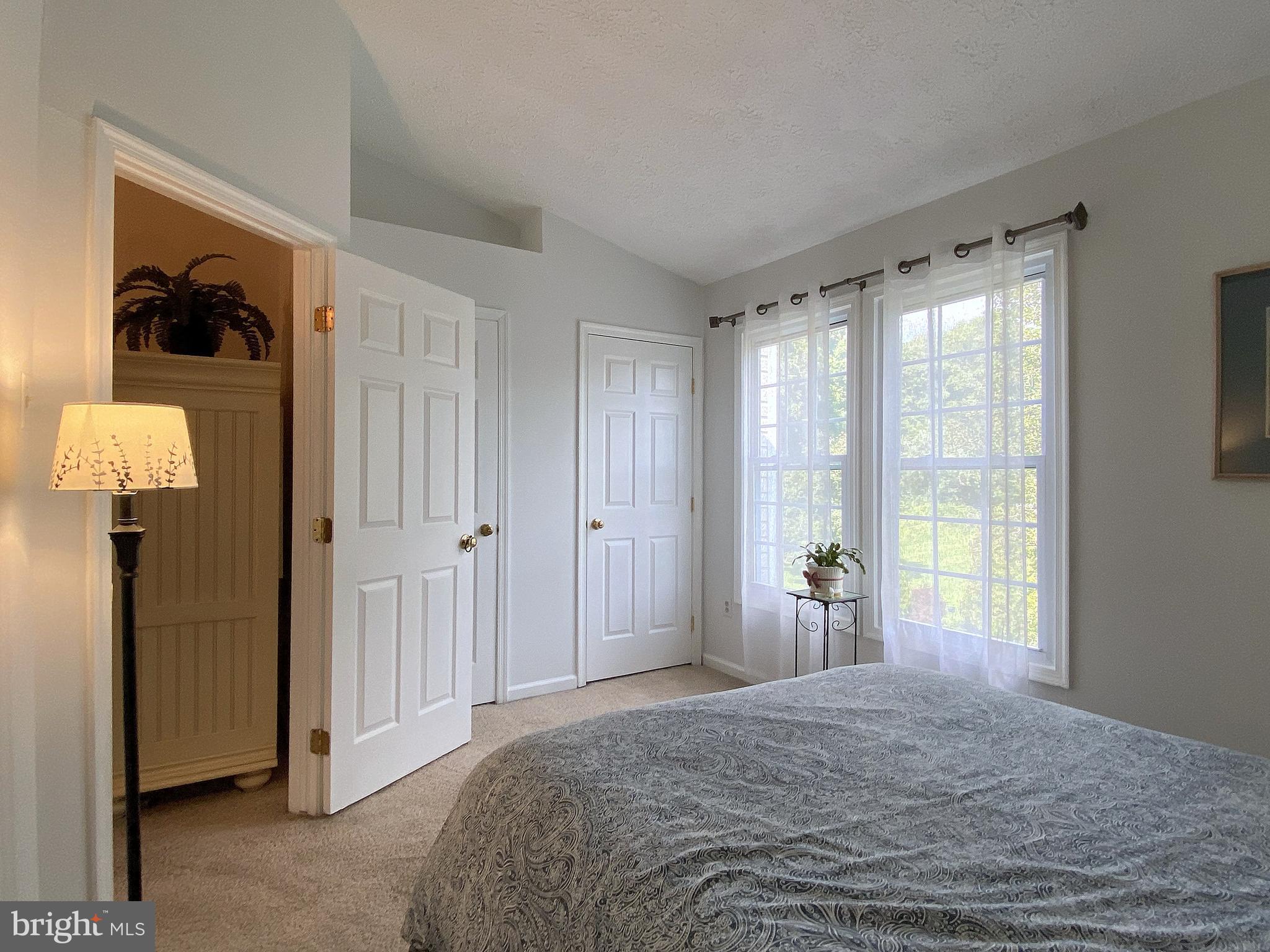 LAUREL WOODS - Residential