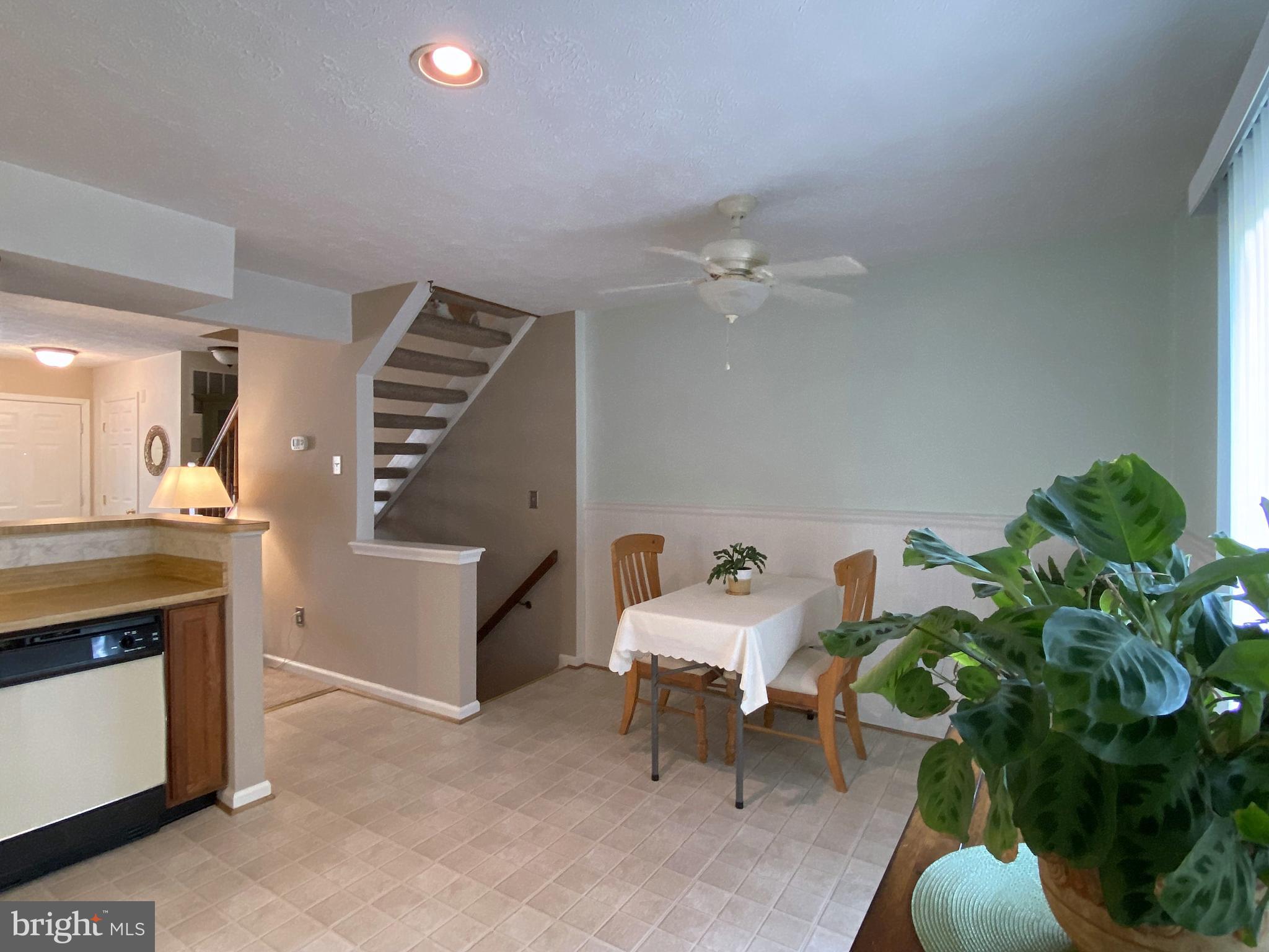 LAUREL WOODS - Residential