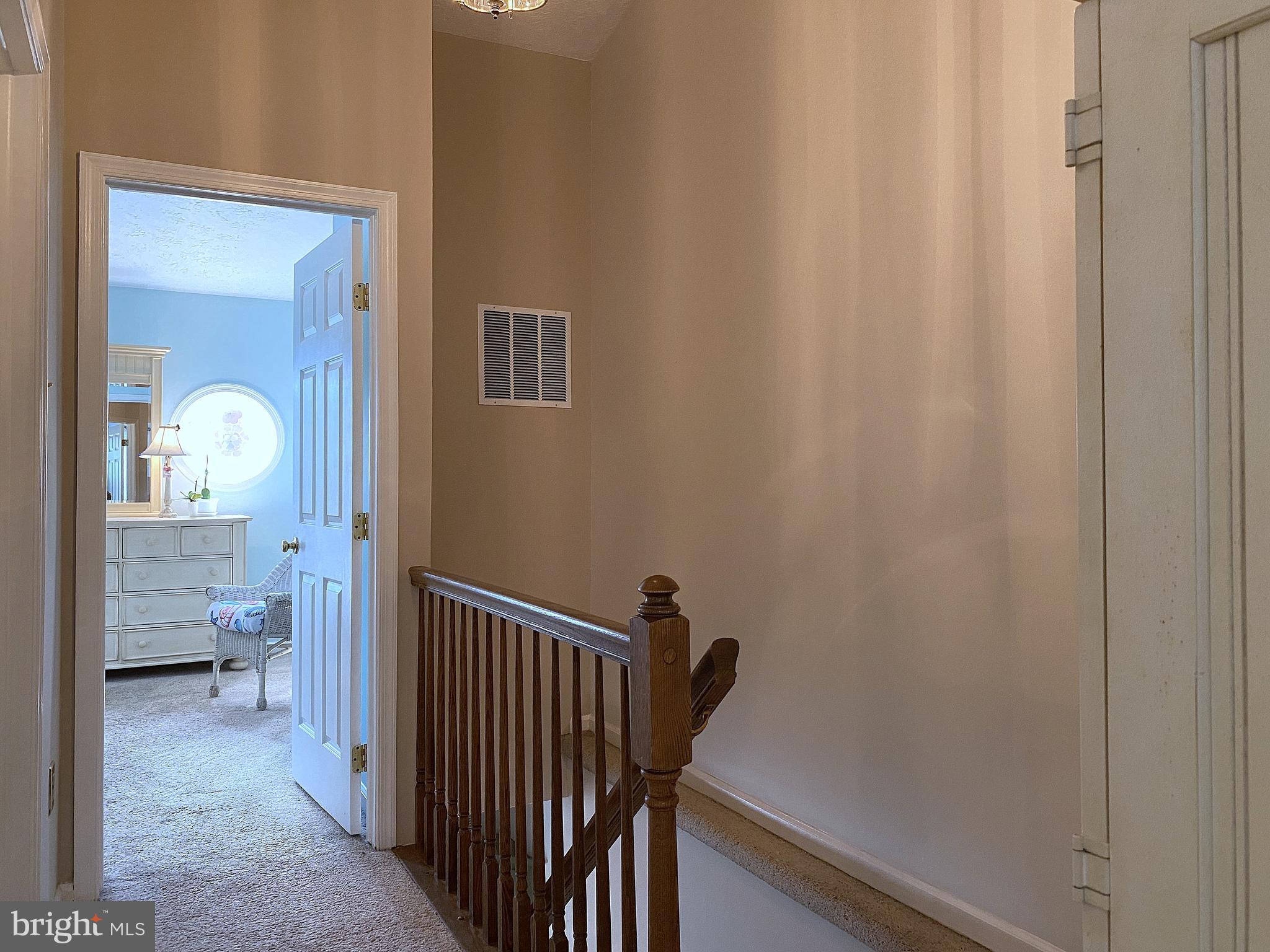 LAUREL WOODS - Residential