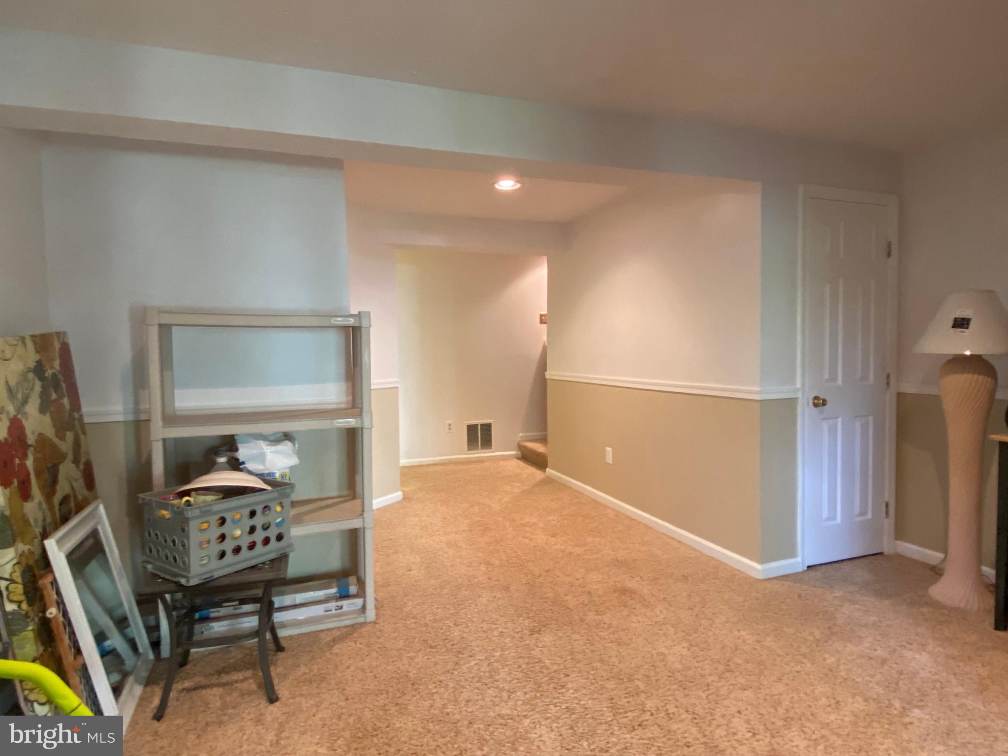 LAUREL WOODS - Residential