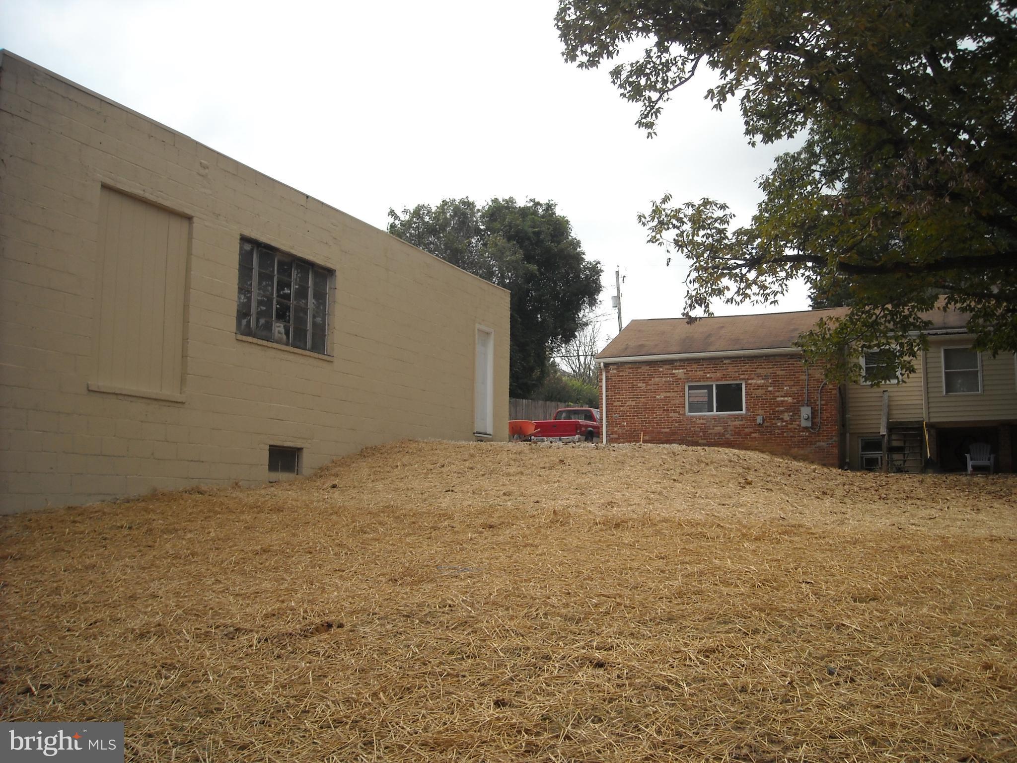 FAIRHILL ON THE BOULEVRD - Residential