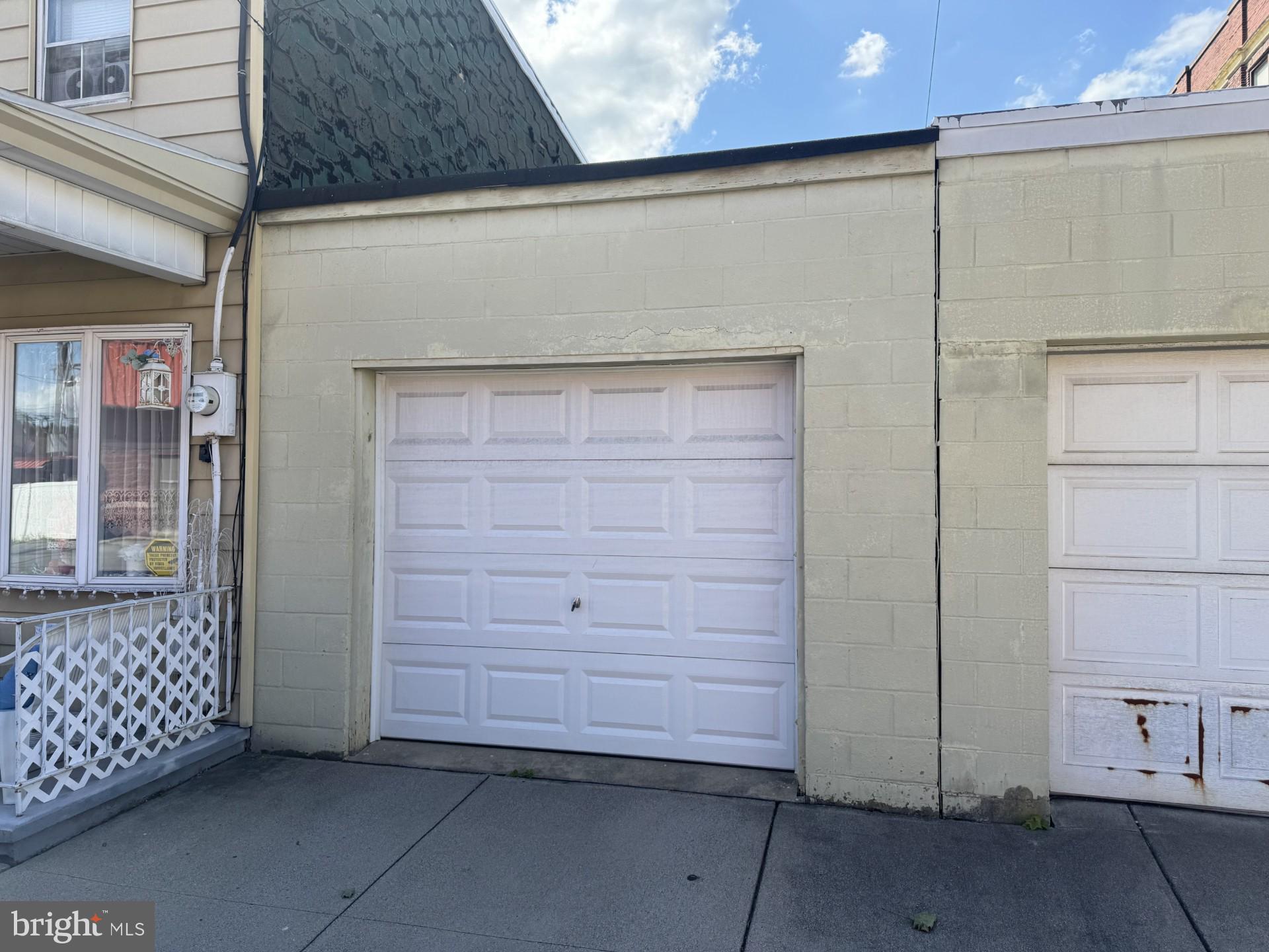 217 W PINE STREET