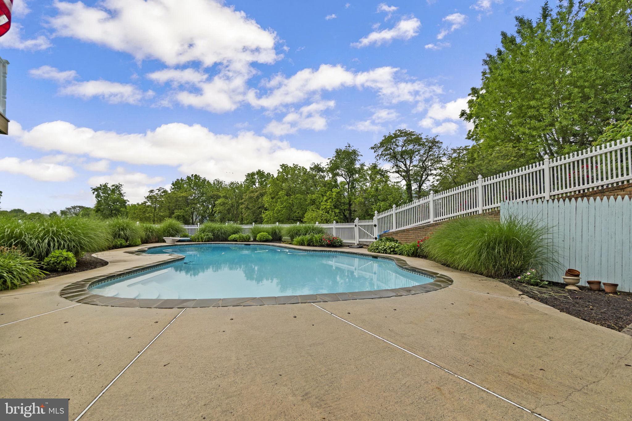 CHAMBERSBURG - Residential