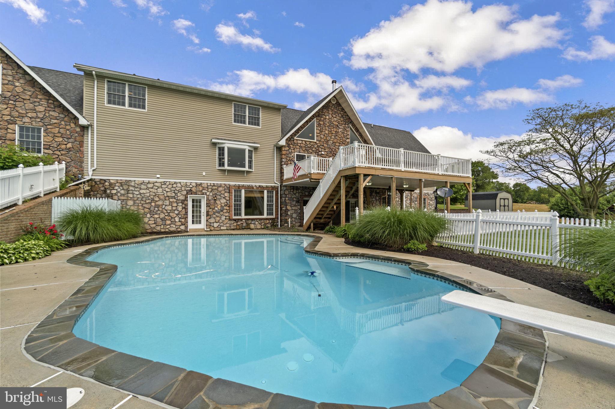 CHAMBERSBURG - Residential