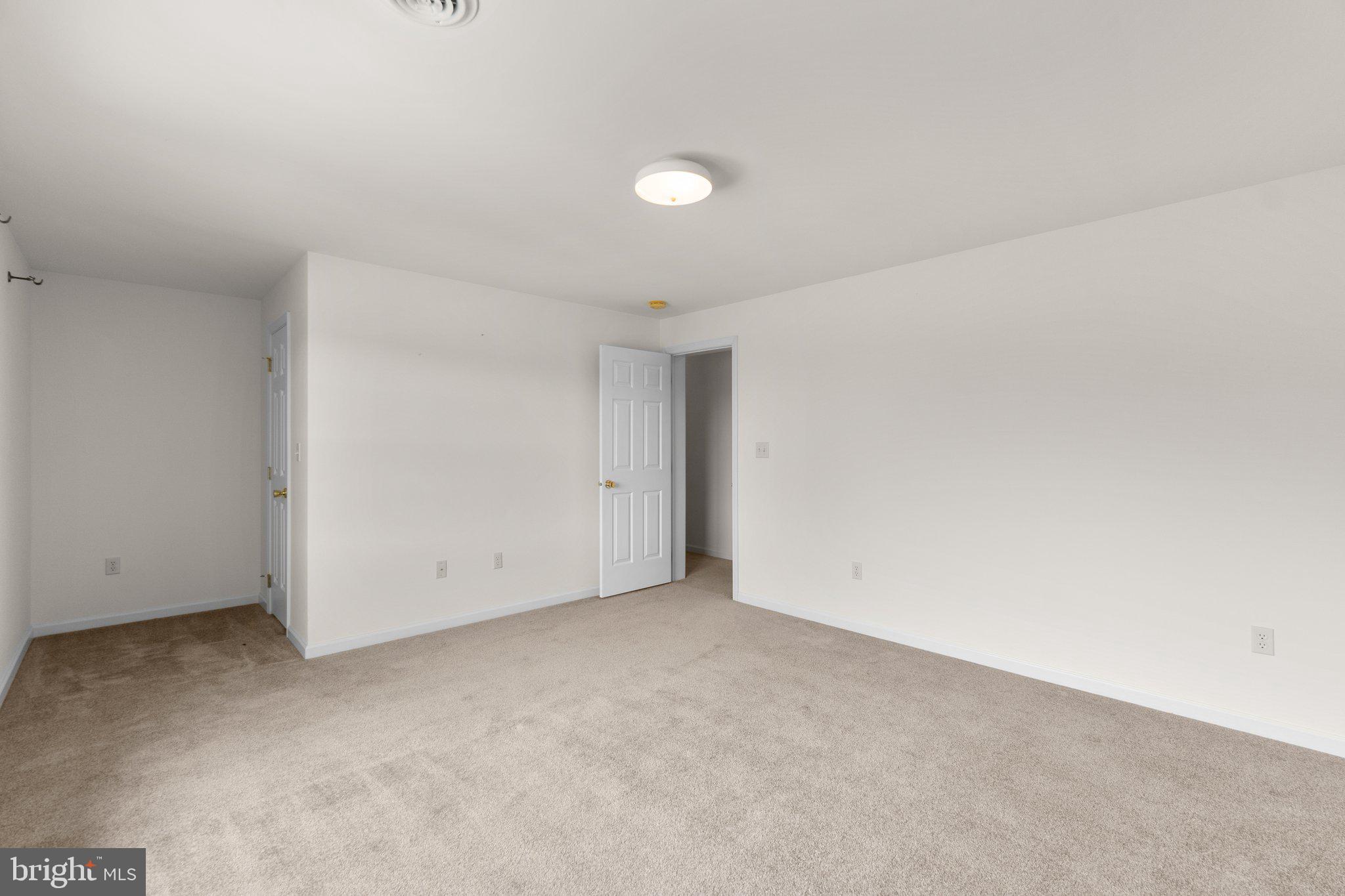 CHAMBERSBURG - Residential