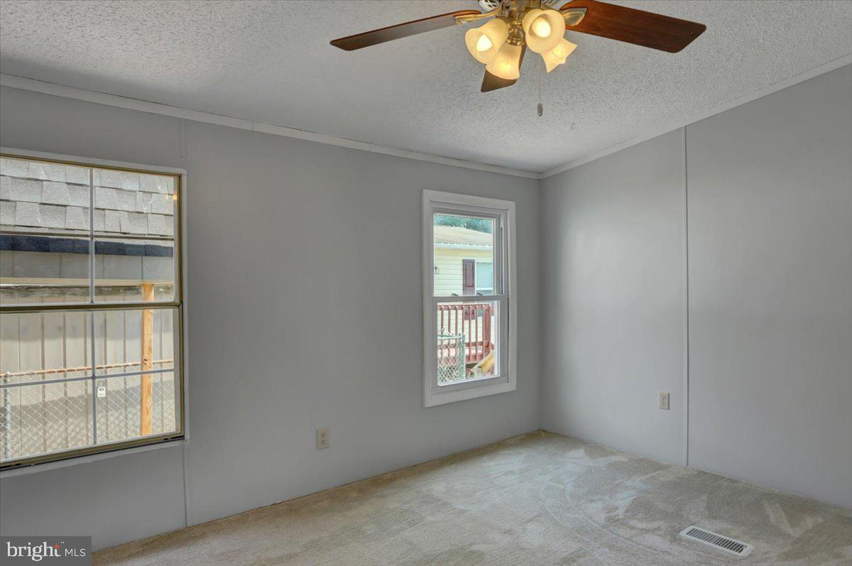 HIGHLAND MANOR - Residential