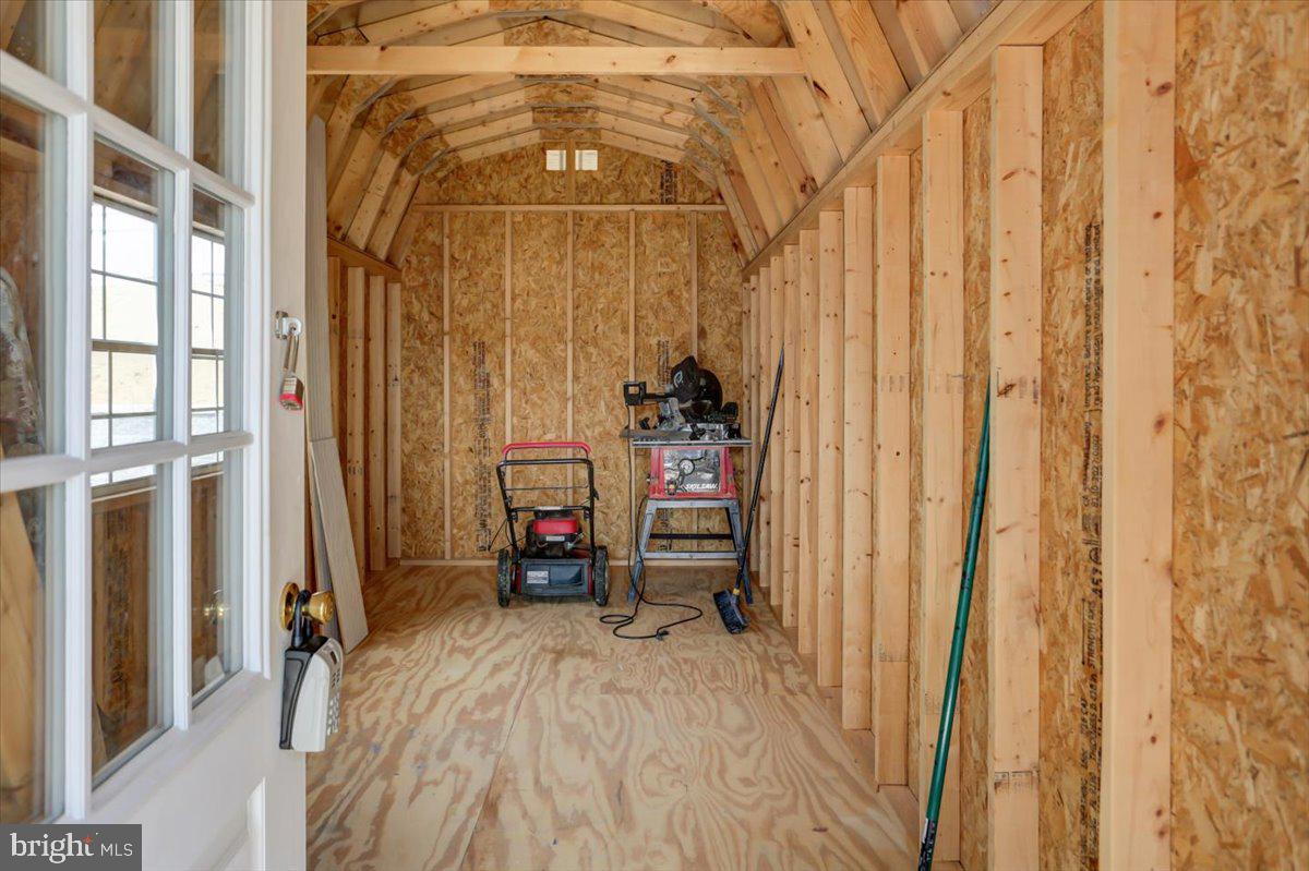 HIGHLAND MANOR - Residential