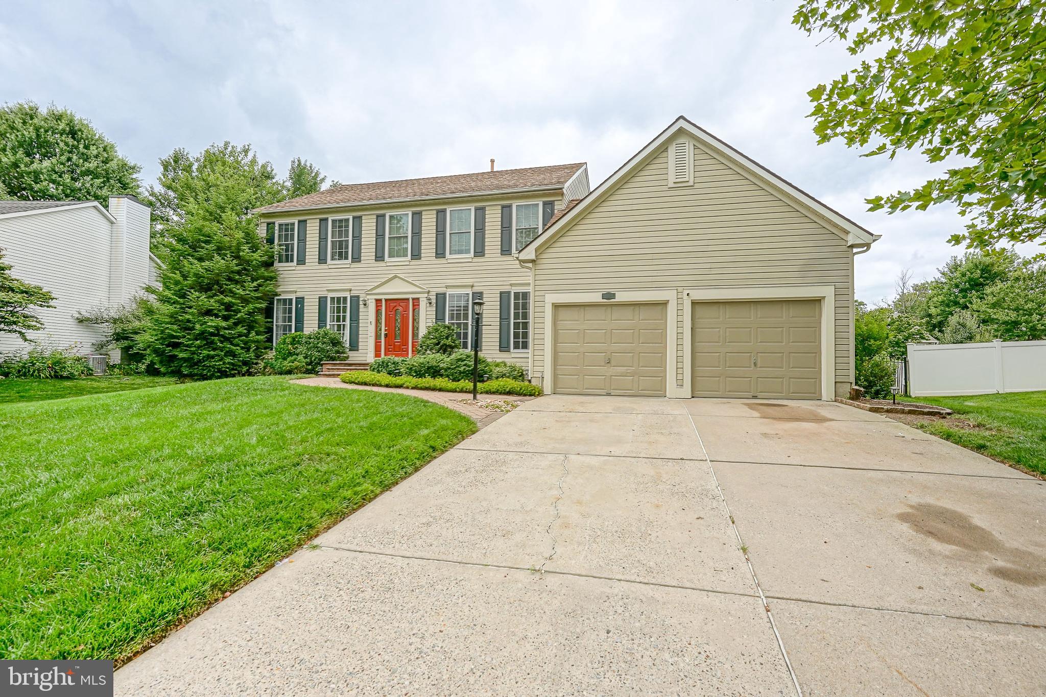 11 WATERFORD DRIVE