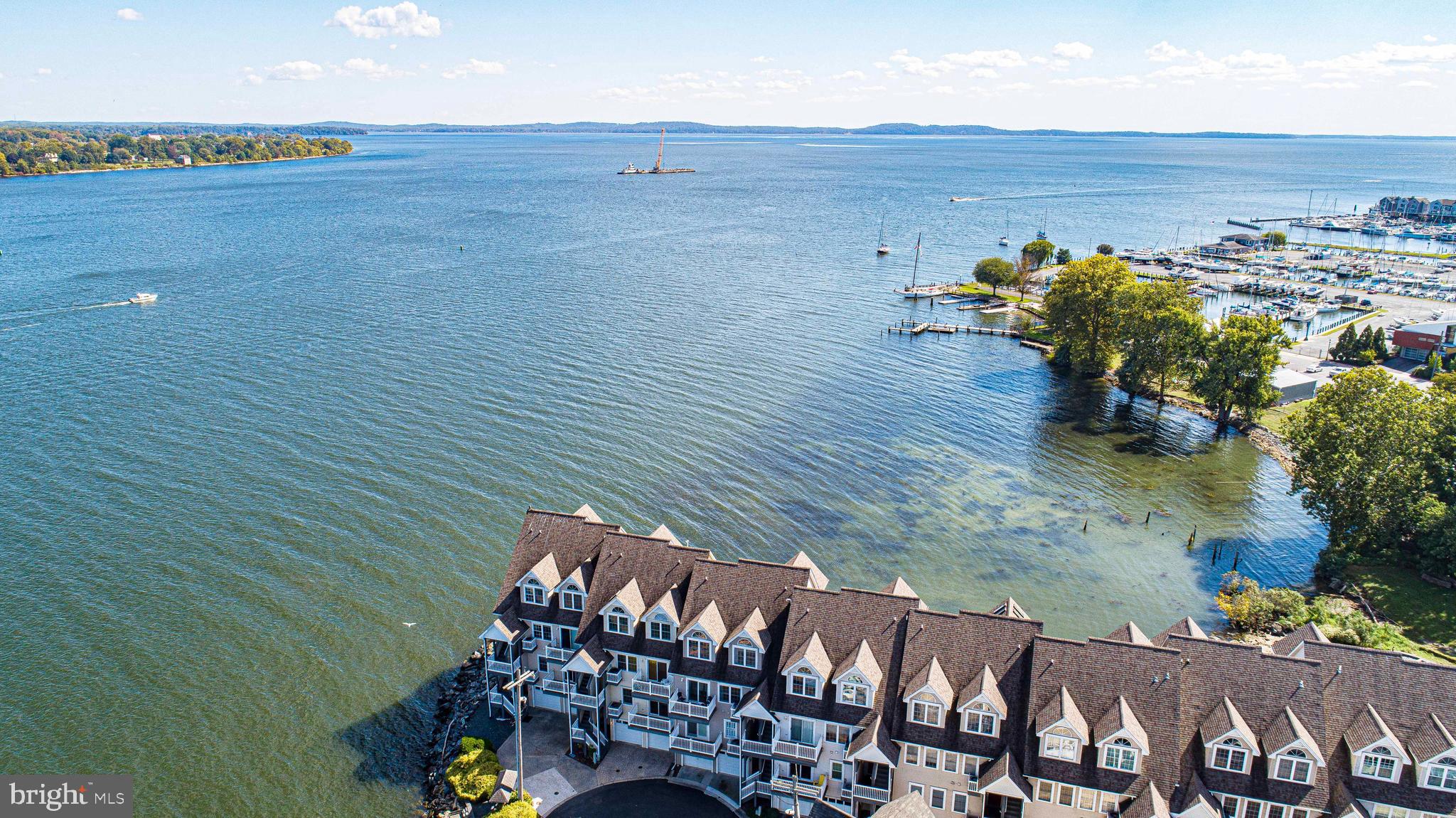 SENECA POINTE - Residential