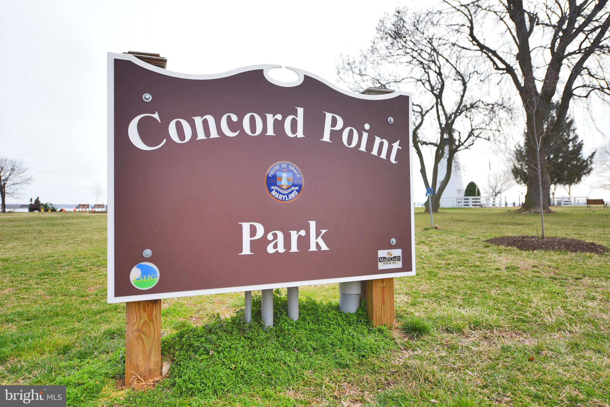 SENECA POINTE - Residential