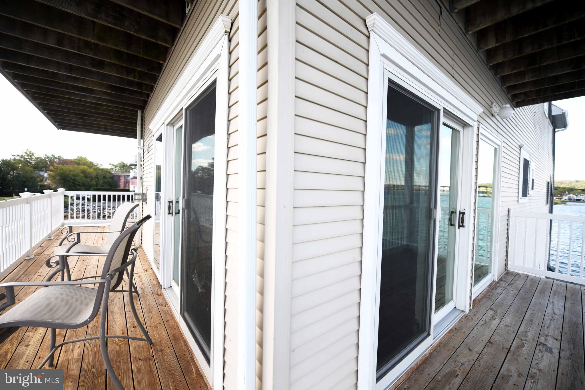 SENECA POINTE - Residential