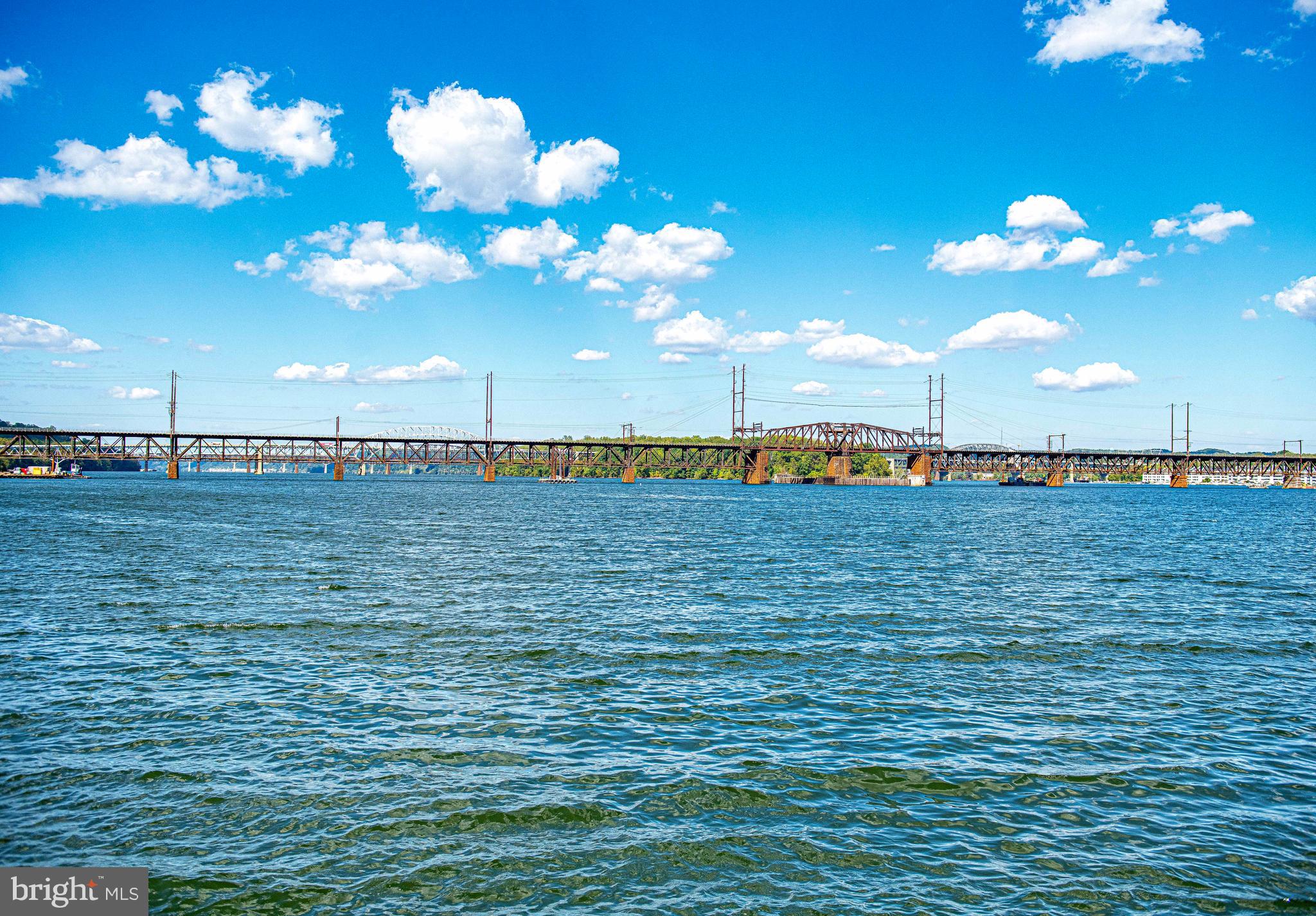 SENECA POINTE - Residential