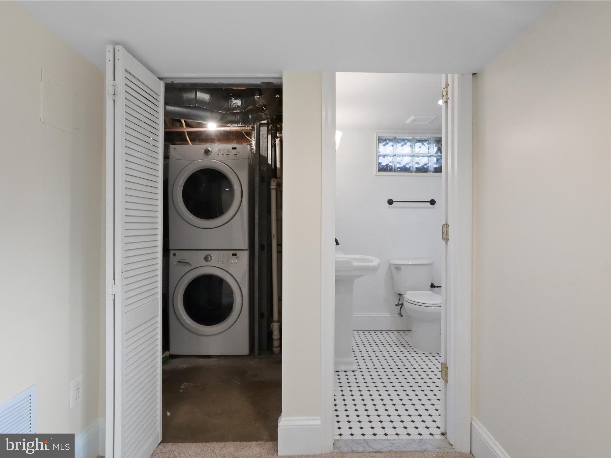 JEFFERSON MANOR - Residential Lease