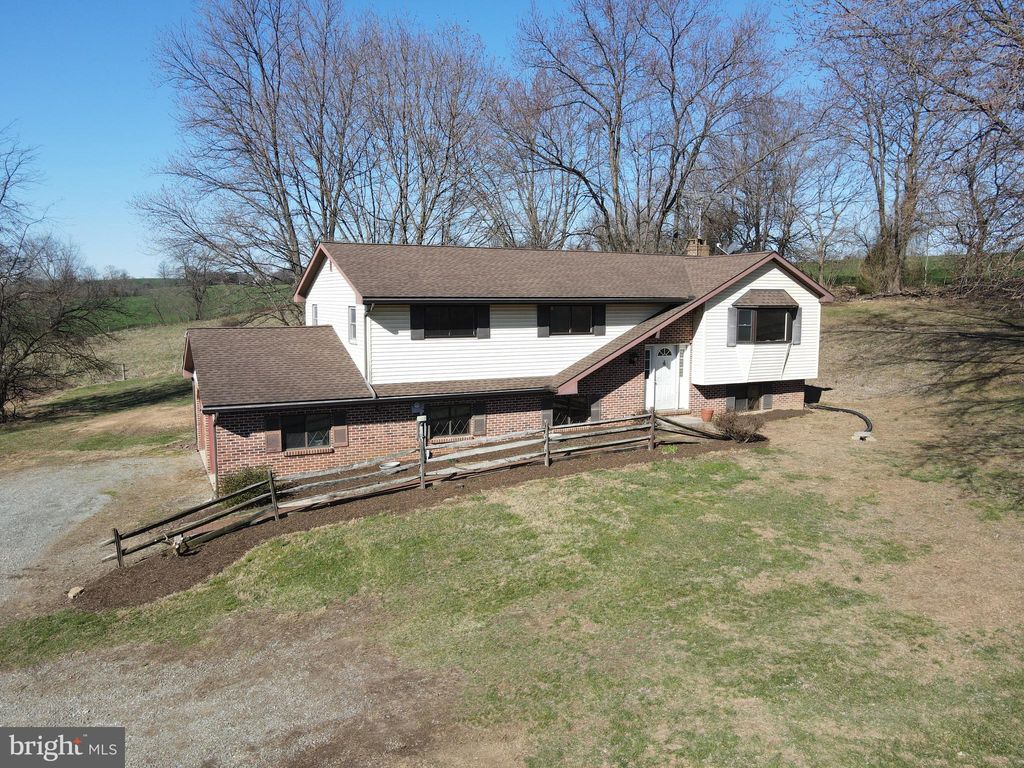 Photo of 435 Blackburn Road, QUARRYVILLE, PA 17566 (MLS # PALA2067044)