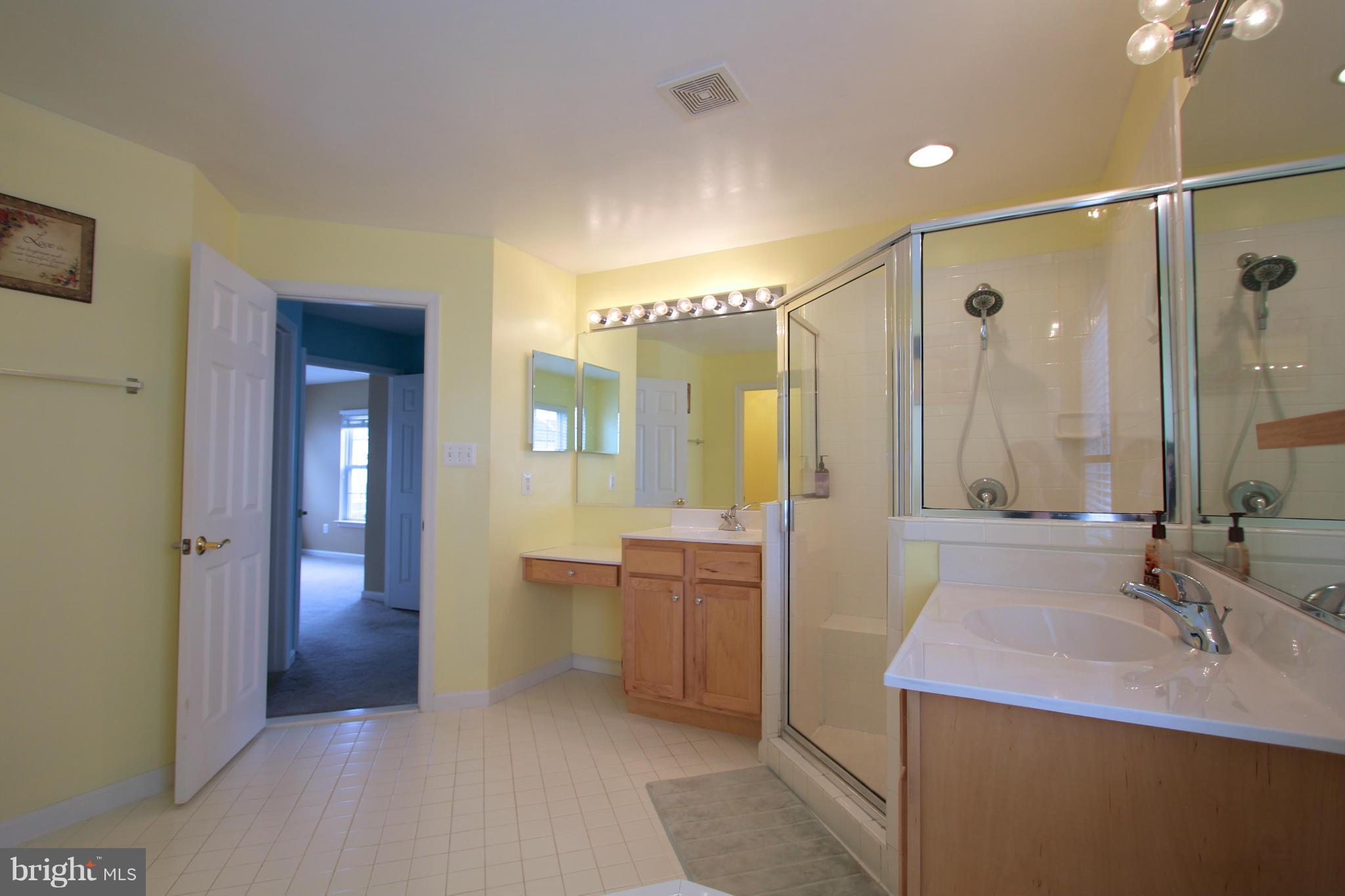 DAHLIA PARK OF WILDEWOOD - Residential